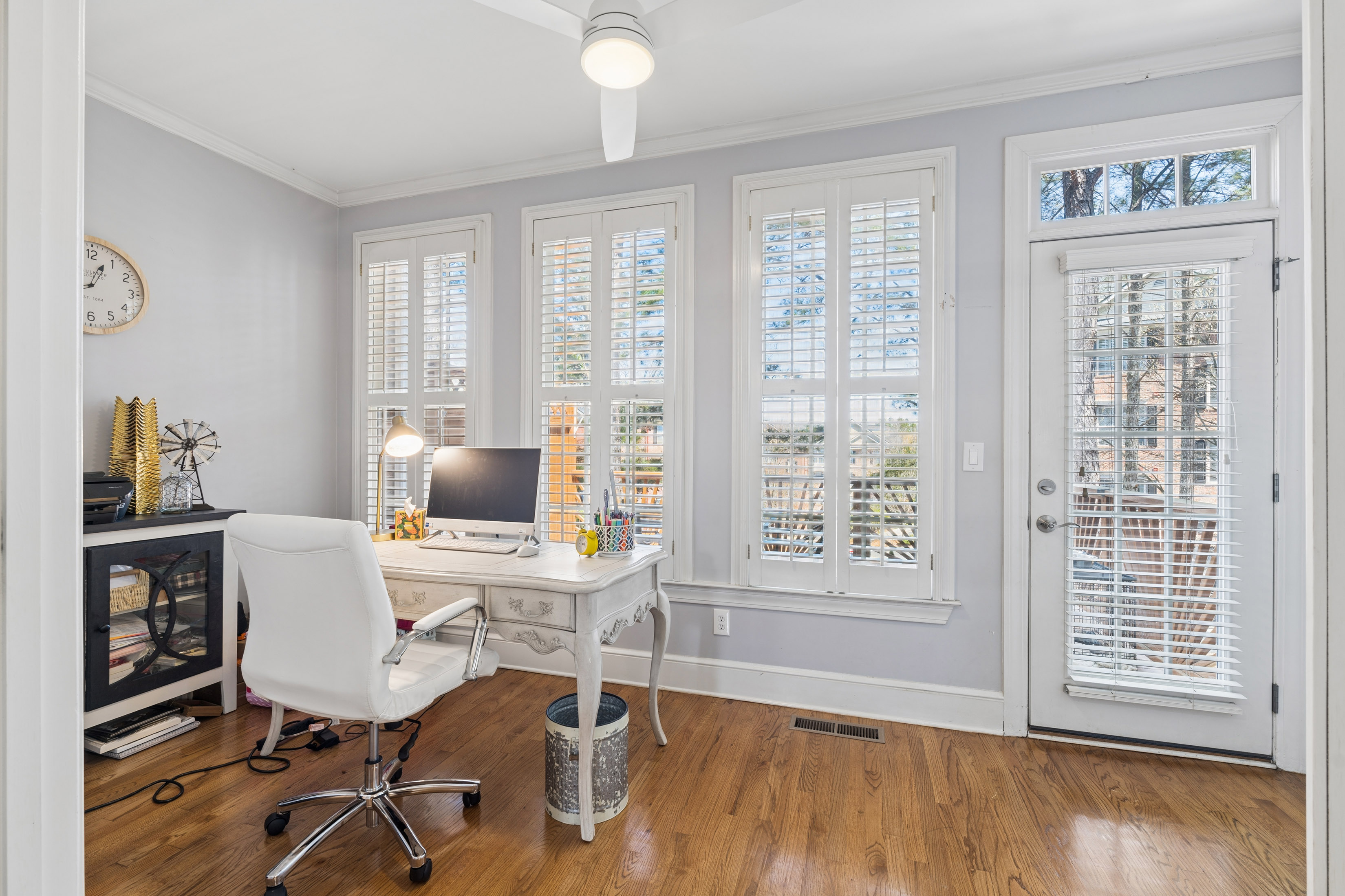  Elegant and Light-filled Townhome in Gated Olde Ivy at Vinings Community - 物件實景