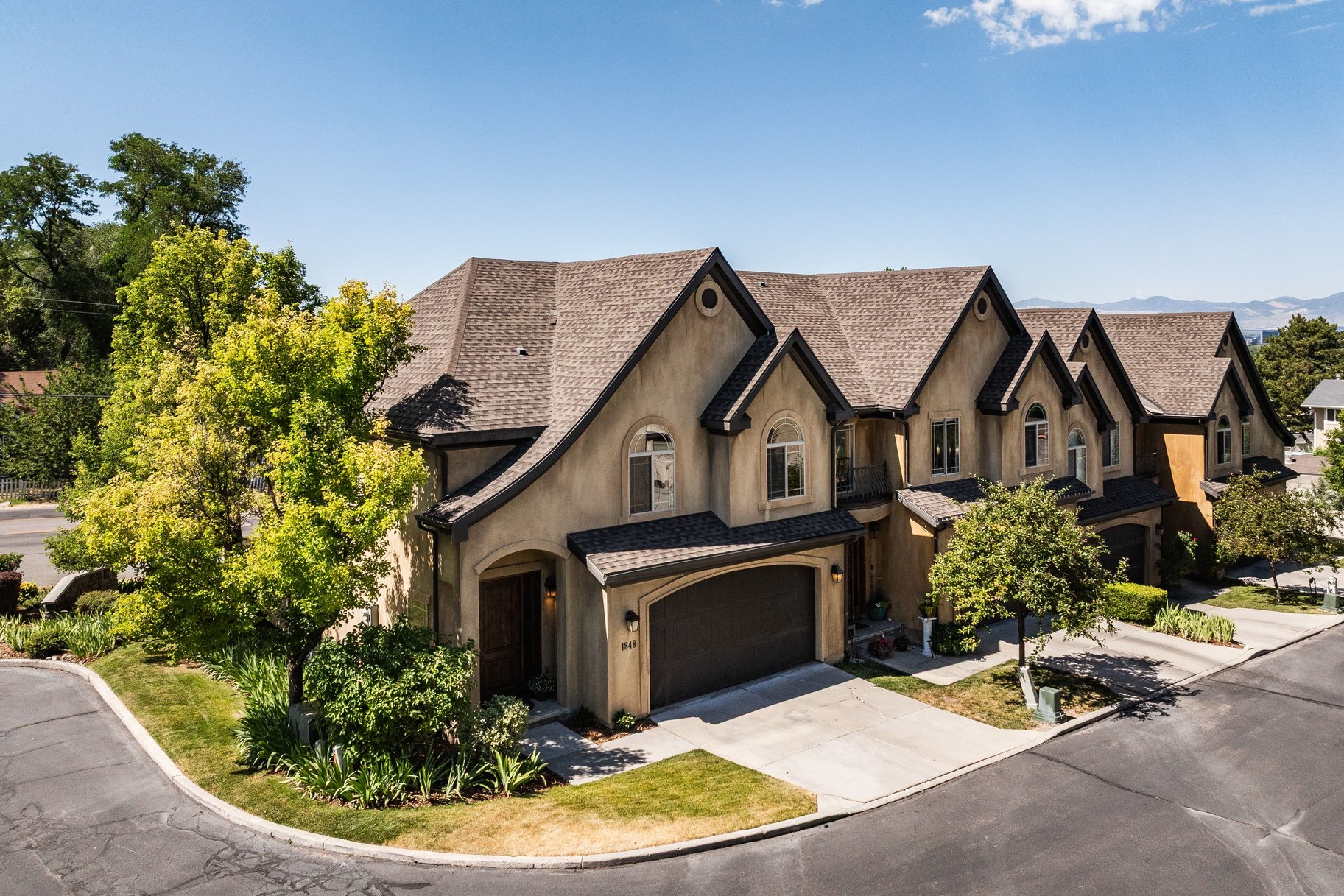  Prime Holladay Townhome in an Unbeatable Location - 物件實景