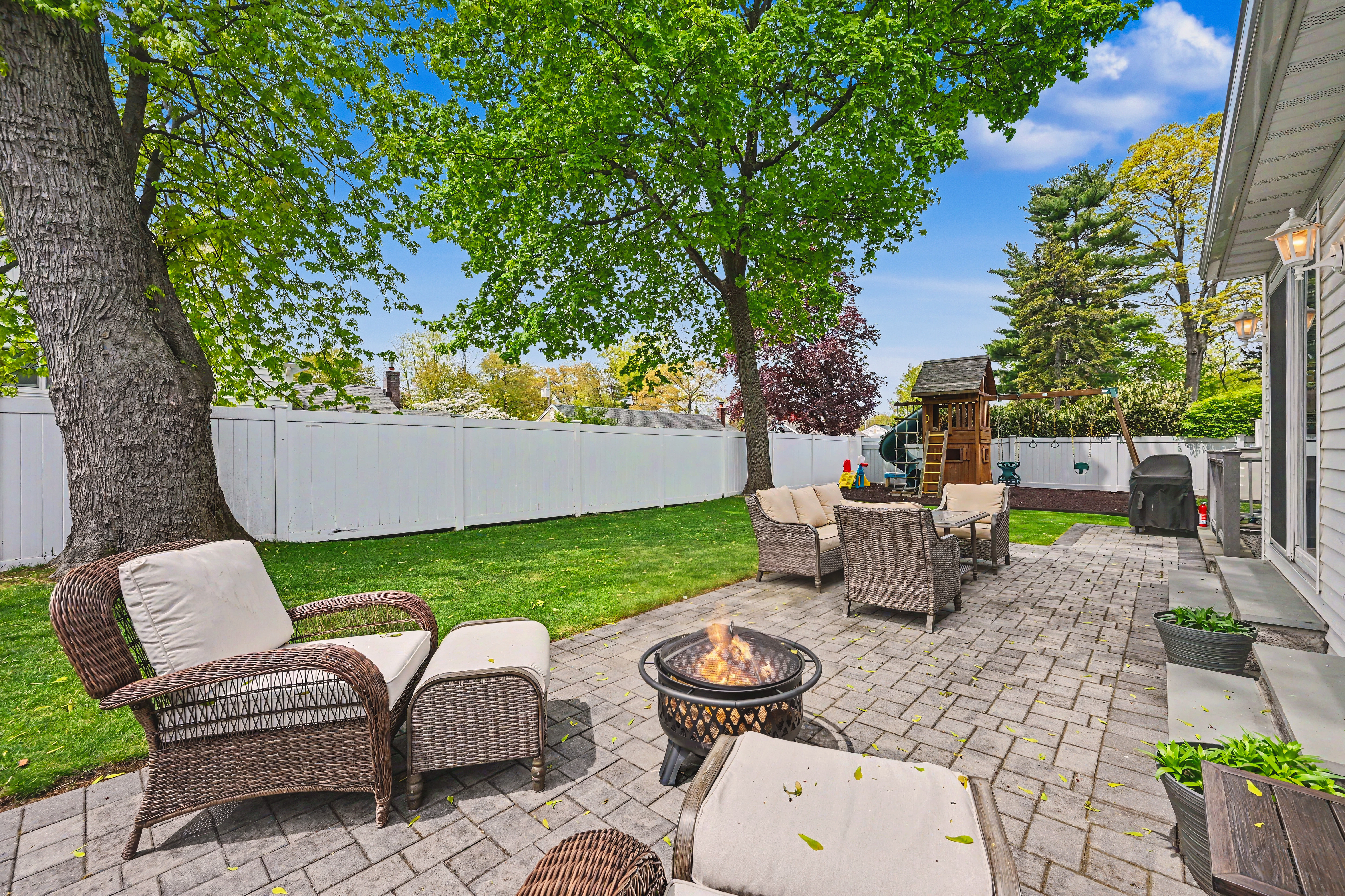  A lovely Colonial nestled in the heart of desirable Wilmot Woods. - 物件實景