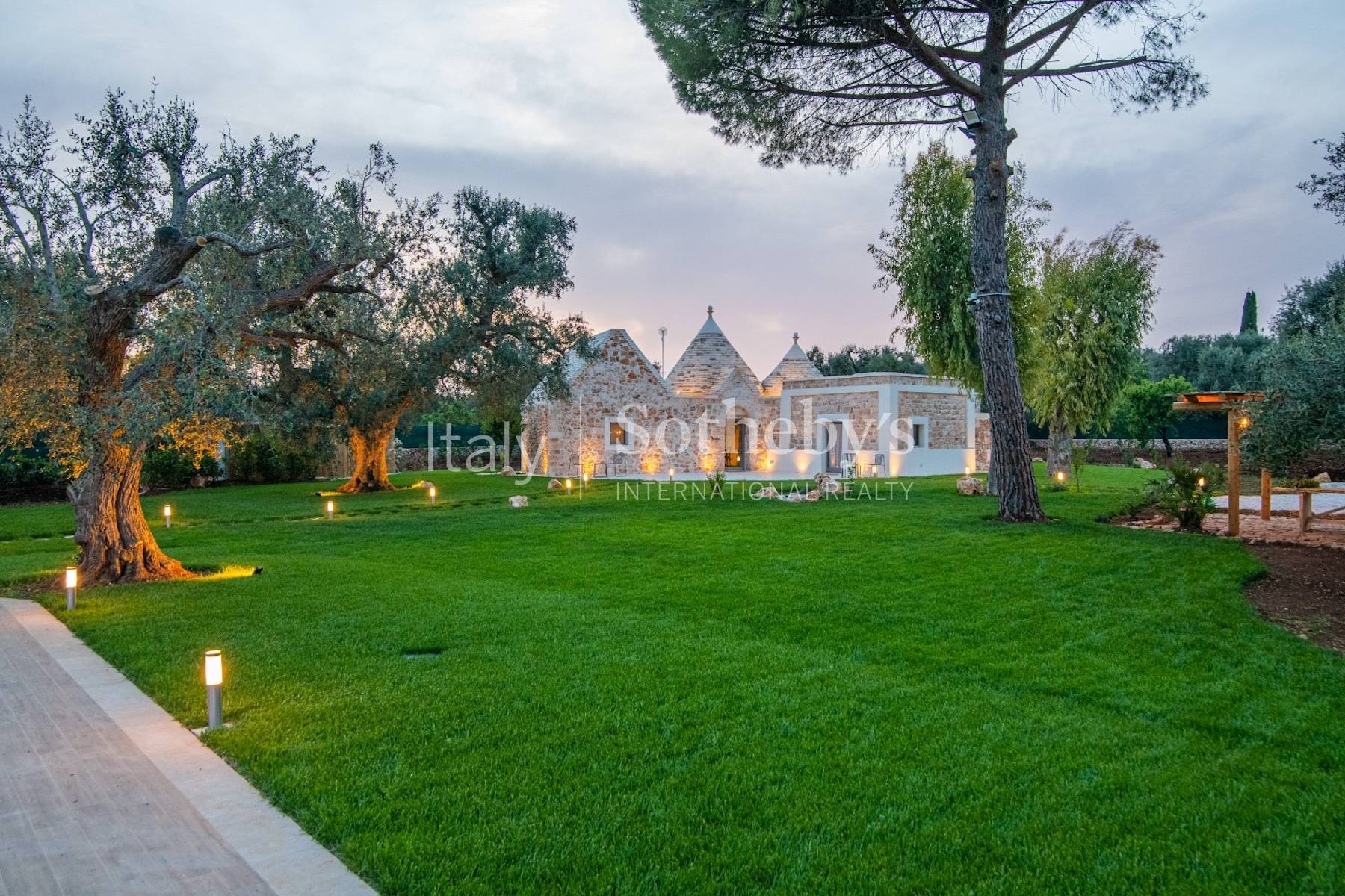  Renovated traditional Apulian trulli with swimming pool - 物件實景