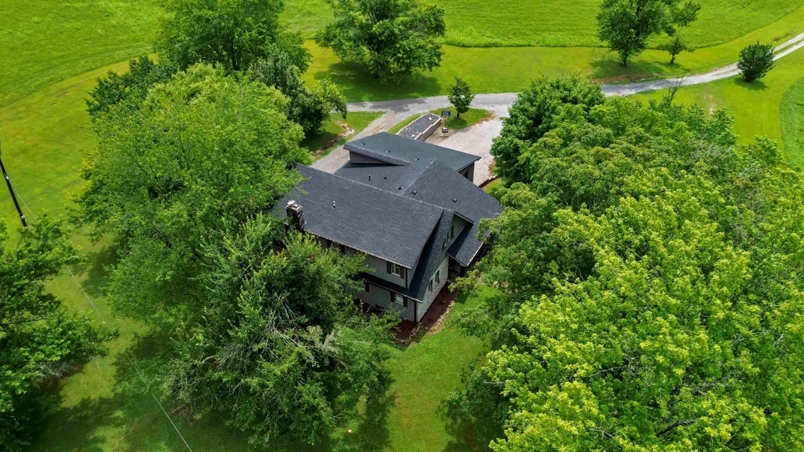 Somerset, Kentucky, 42503, United States, 4 Bedrooms Bedrooms, ,3 BathroomsBathrooms,Residential,For Sale,1938431