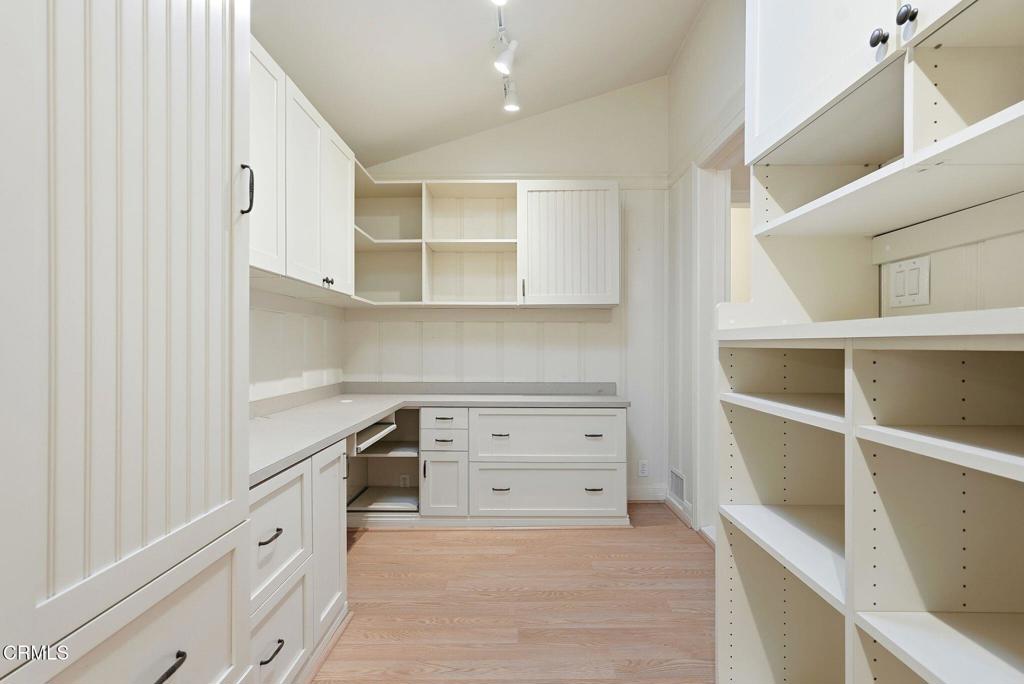 Pasadena, California, 91104, United States, 3 Bedrooms Bedrooms, ,1 BathroomBathrooms,Residential,For Sale,1993428