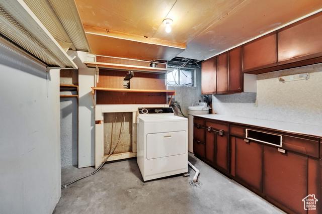 Bountiful, Utah, 84010, United States, 6 Bedrooms Bedrooms, ,2 BathroomsBathrooms,Residential,For Sale,1979847