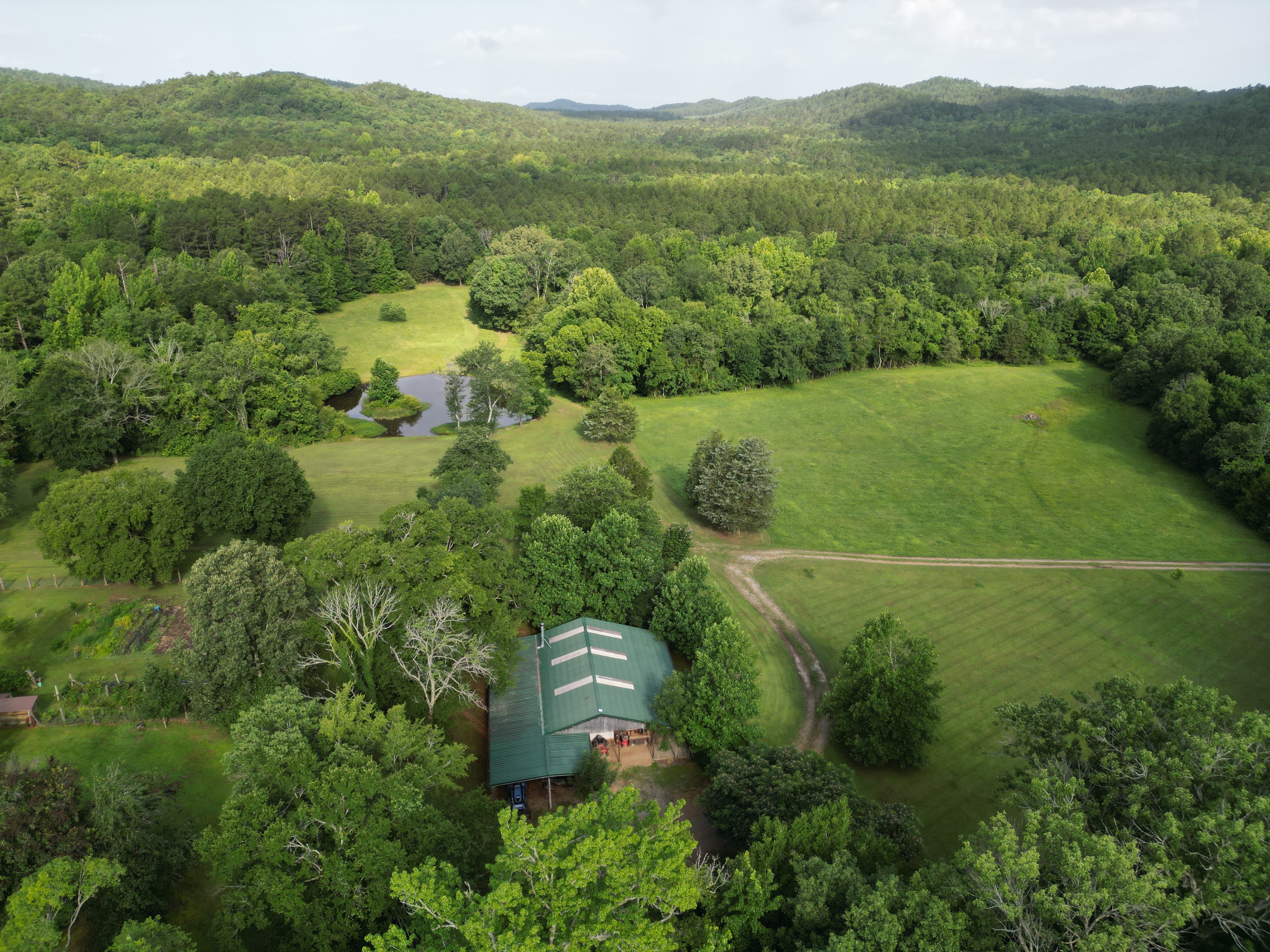 Mena, Arkansas, 71953, United States, 3 Bedrooms Bedrooms, ,3 BathroomsBathrooms,Residential,For Sale,1979119