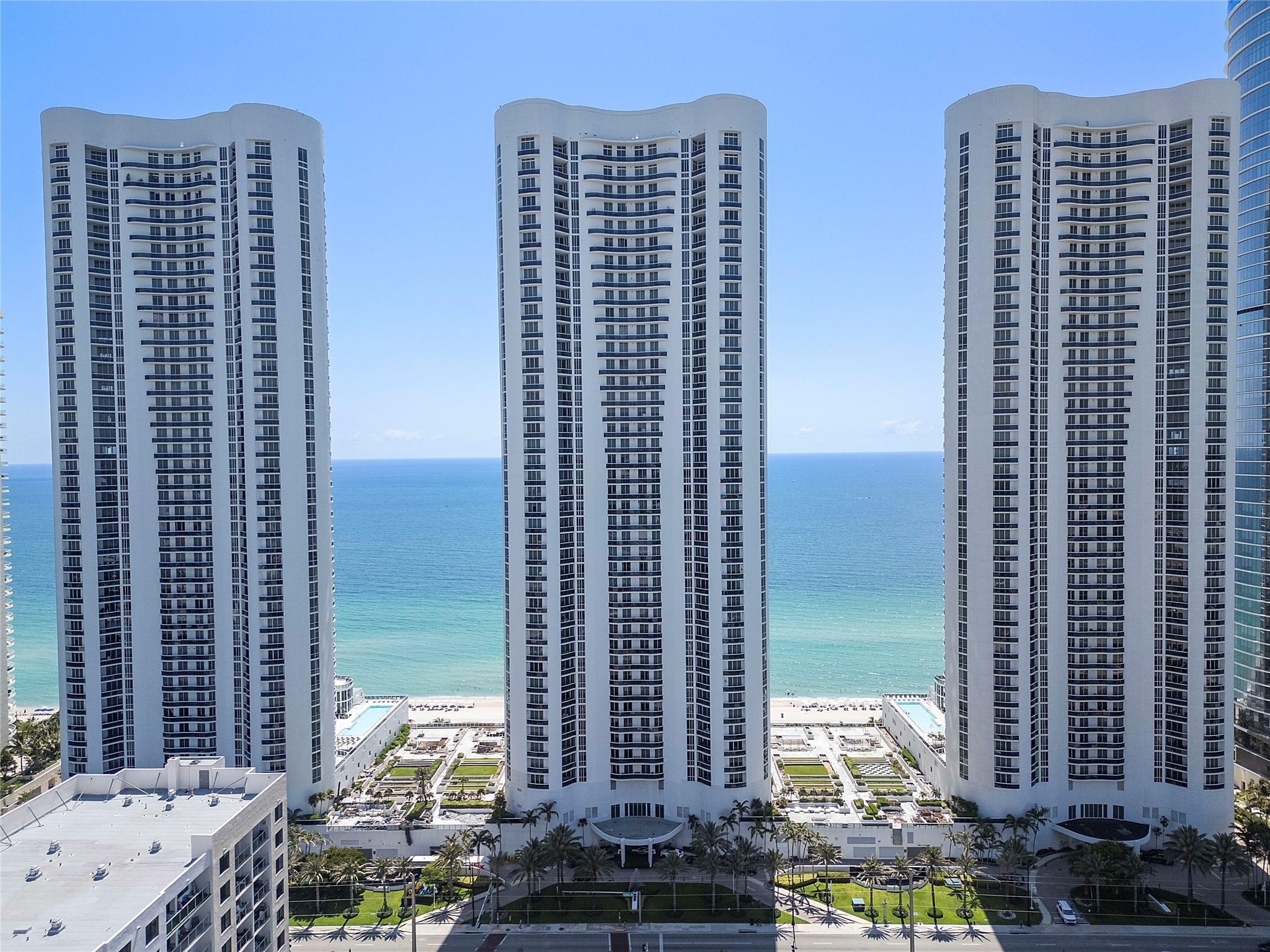 Sunny Isles Beach, Florida, 33160, United States, 3 Bedrooms Bedrooms, ,4 BathroomsBathrooms,Residential,For Sale,1824063