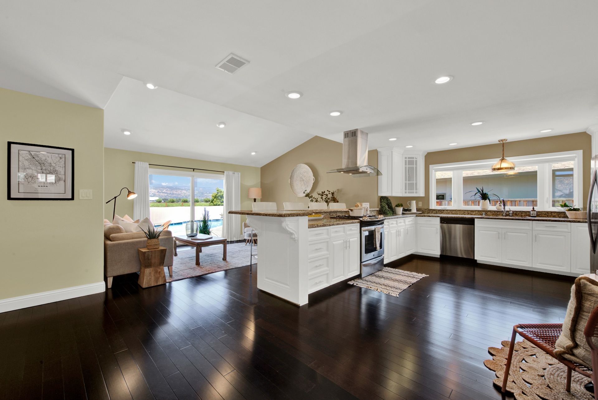  Beautifully Updated Single-Level Home - 物件實景