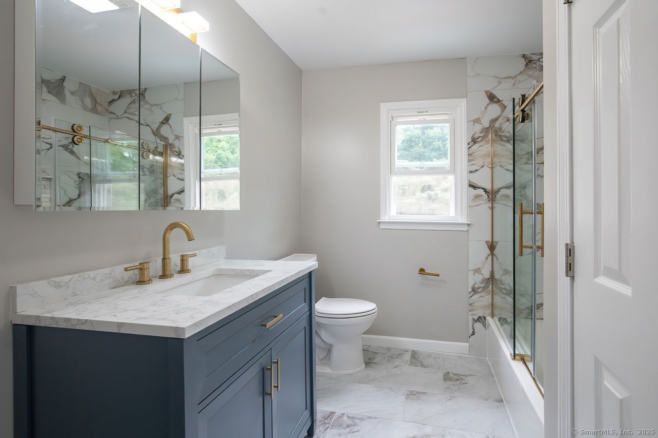 Monroe, Connecticut, 06468, United States, 5 Bedrooms Bedrooms, ,3 BathroomsBathrooms,Residential,For Sale,1907452