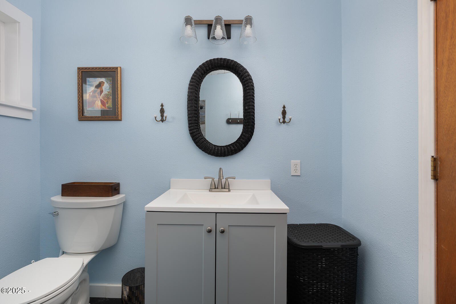 Lincoln City, Oregon, 97367, United States, 3 Bedrooms Bedrooms, ,Residential,For Sale,1939993