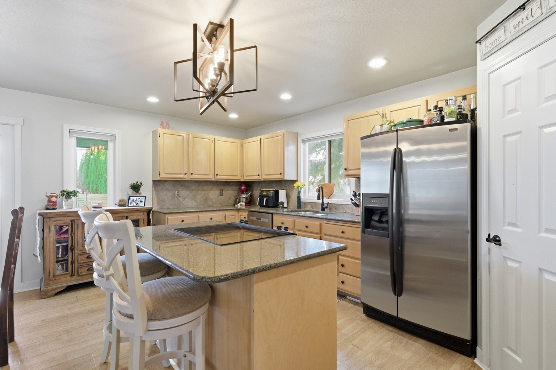  611 Ponder Point Dr - 物件實景