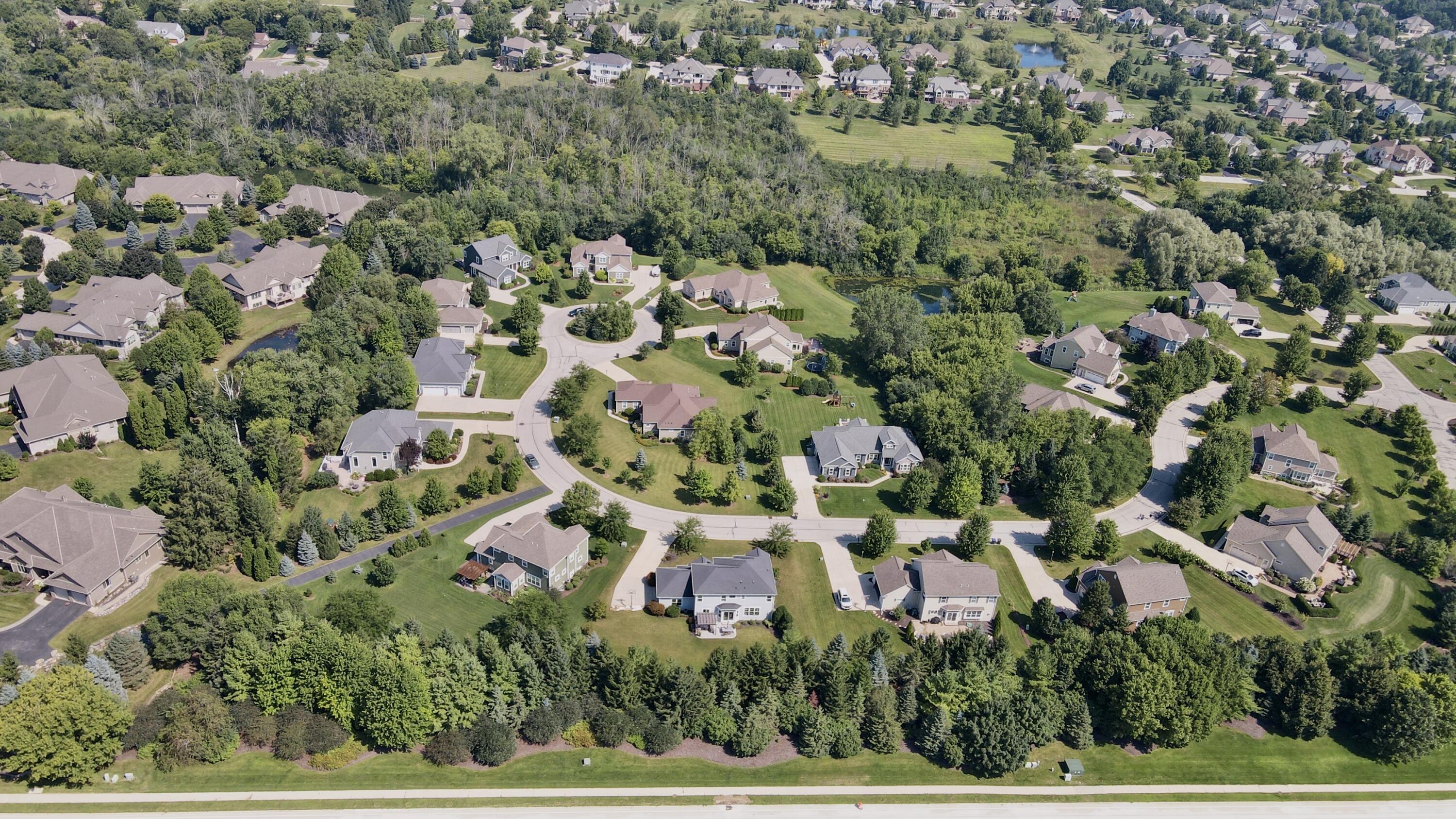 Mequon, Wisconsin, 53092, United States, 4 Bedrooms Bedrooms, ,4 BathroomsBathrooms,Residential,For Sale,1920034