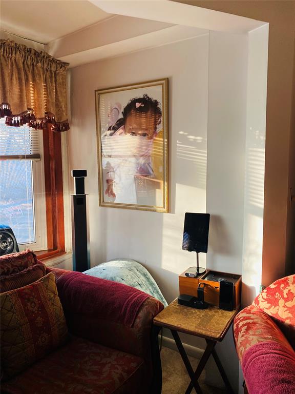 Yonkers, New York, 10710, United States, 3 Bedrooms Bedrooms, ,2 BathroomsBathrooms,Residential,For Sale,1982503