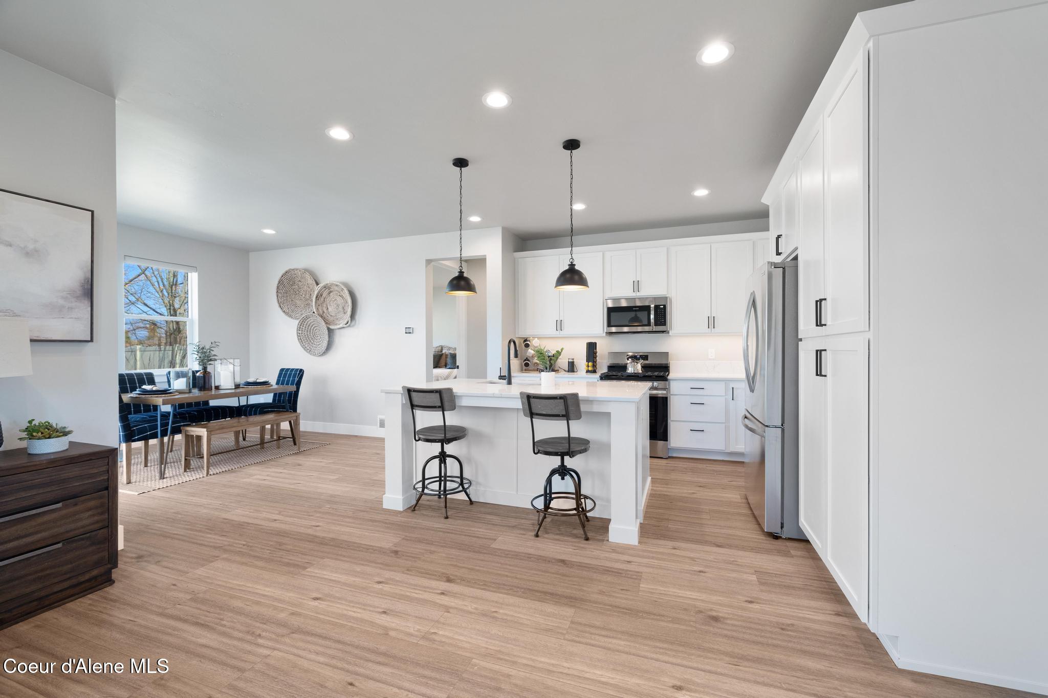 Sandpoint, Idaho, 83864, United States, 4 Bedrooms Bedrooms, ,3 BathroomsBathrooms,Residential,For Sale,1991362