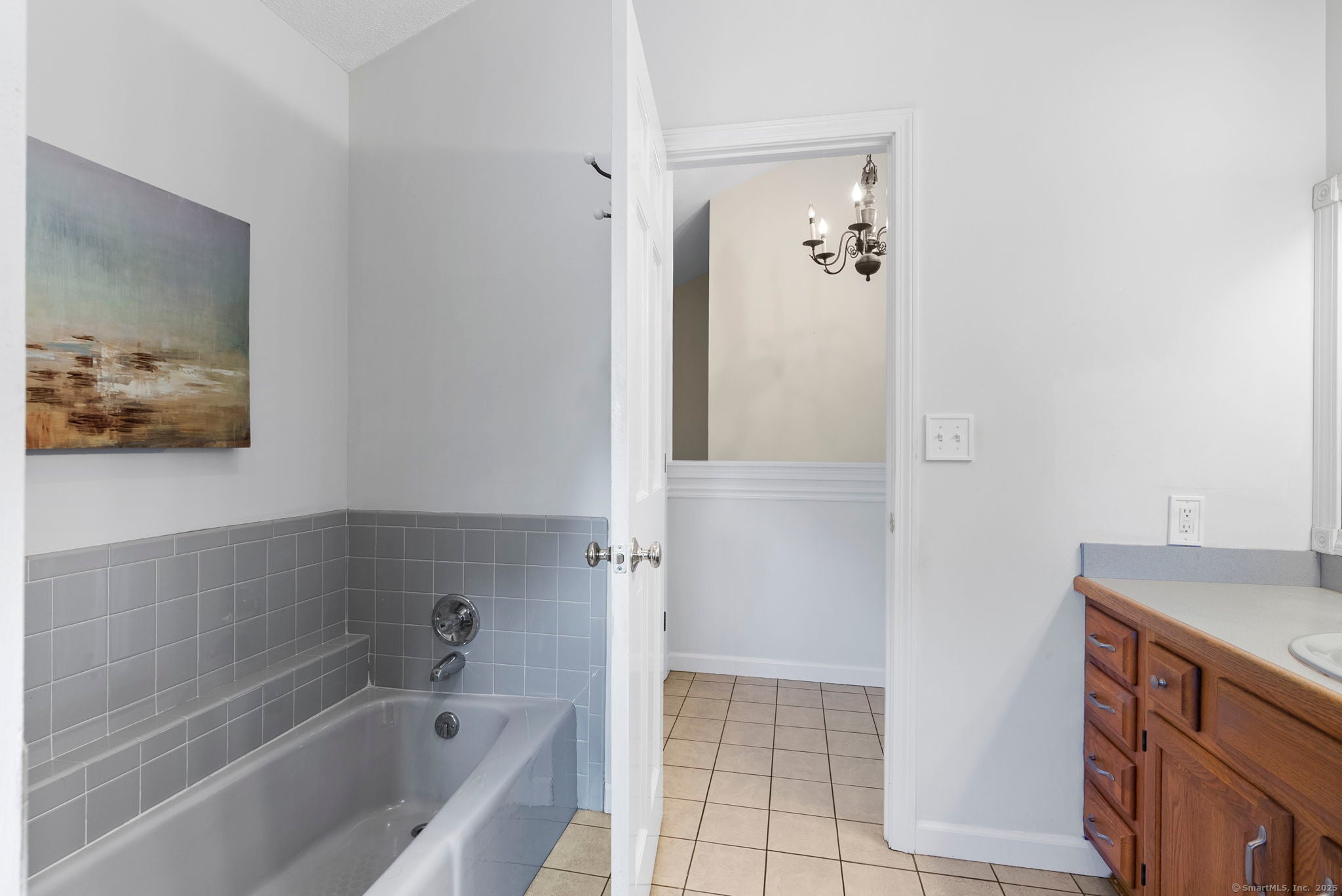 Rocky Hill, Connecticut, 06067, United States, 3 Bedrooms Bedrooms, ,3 BathroomsBathrooms,Residential,For Sale,1944890