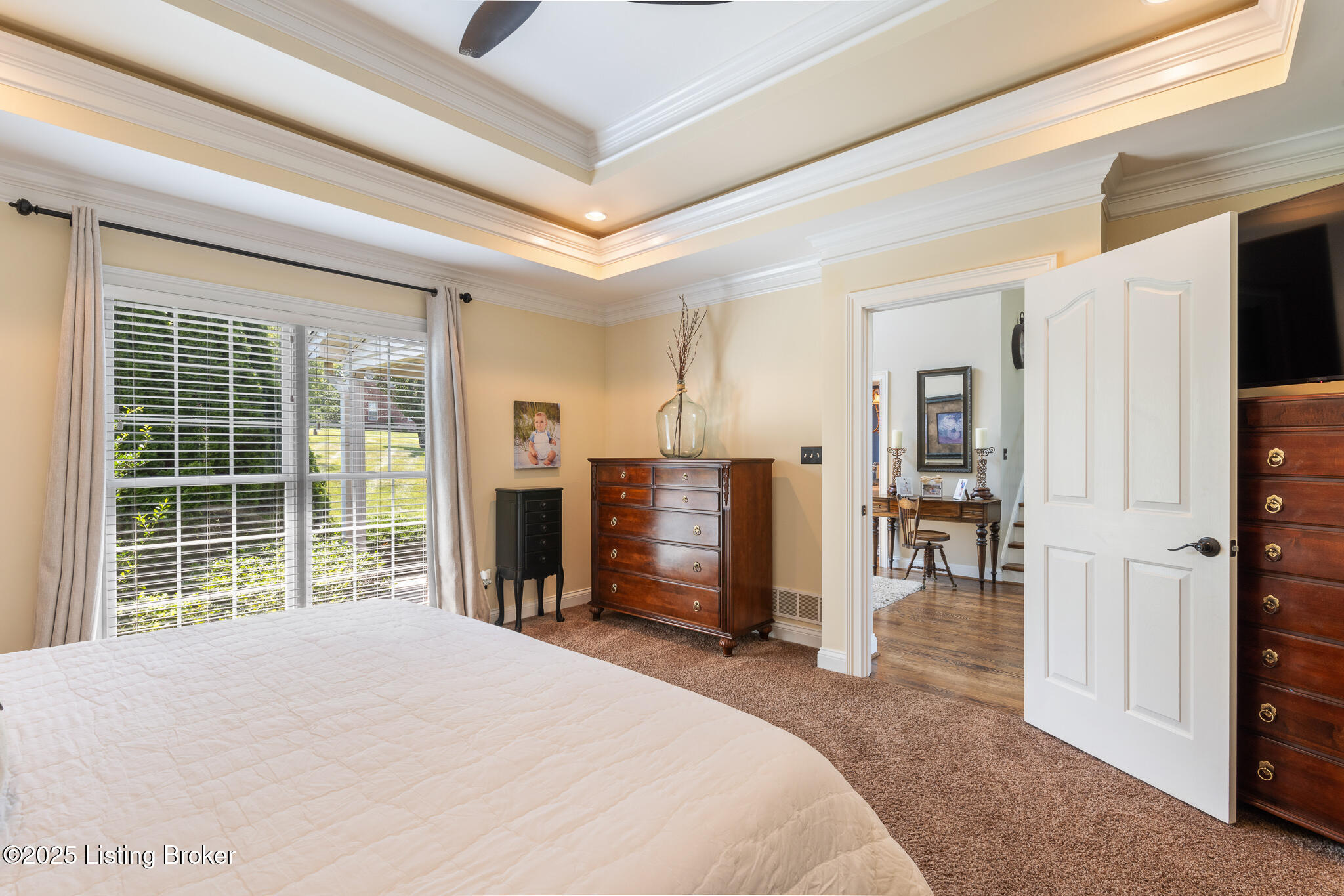 Crestwood, Kentucky, 40014, United States, 6 Bedrooms Bedrooms, ,5 BathroomsBathrooms,Residential,For Sale,1908239