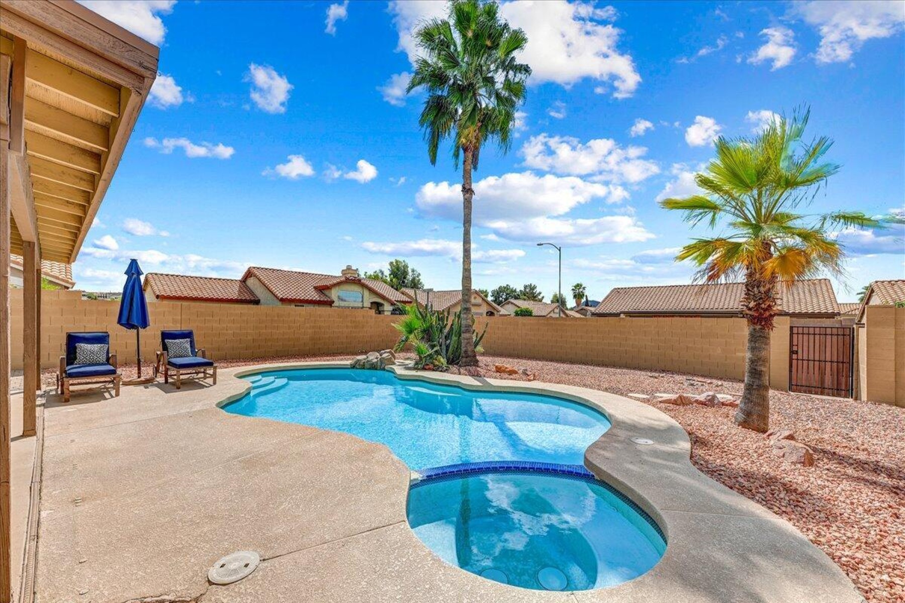  843 E Audrey Lane  Phoenix, AZ - 物件實景