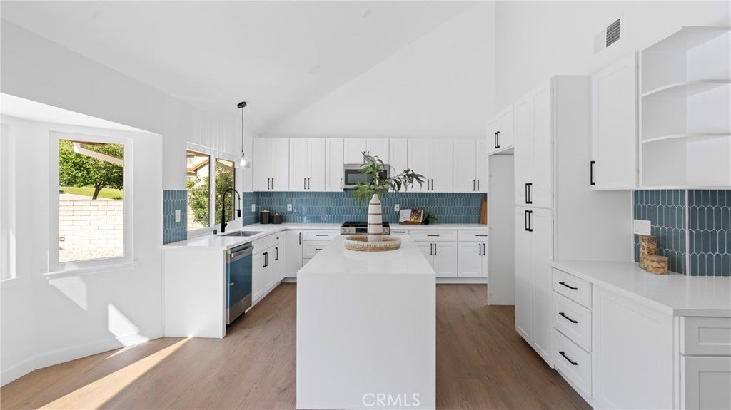 Rancho Cucamonga, California, 91737, United States, 4 Bedrooms Bedrooms, ,3 BathroomsBathrooms,Residential,For Sale,1900913