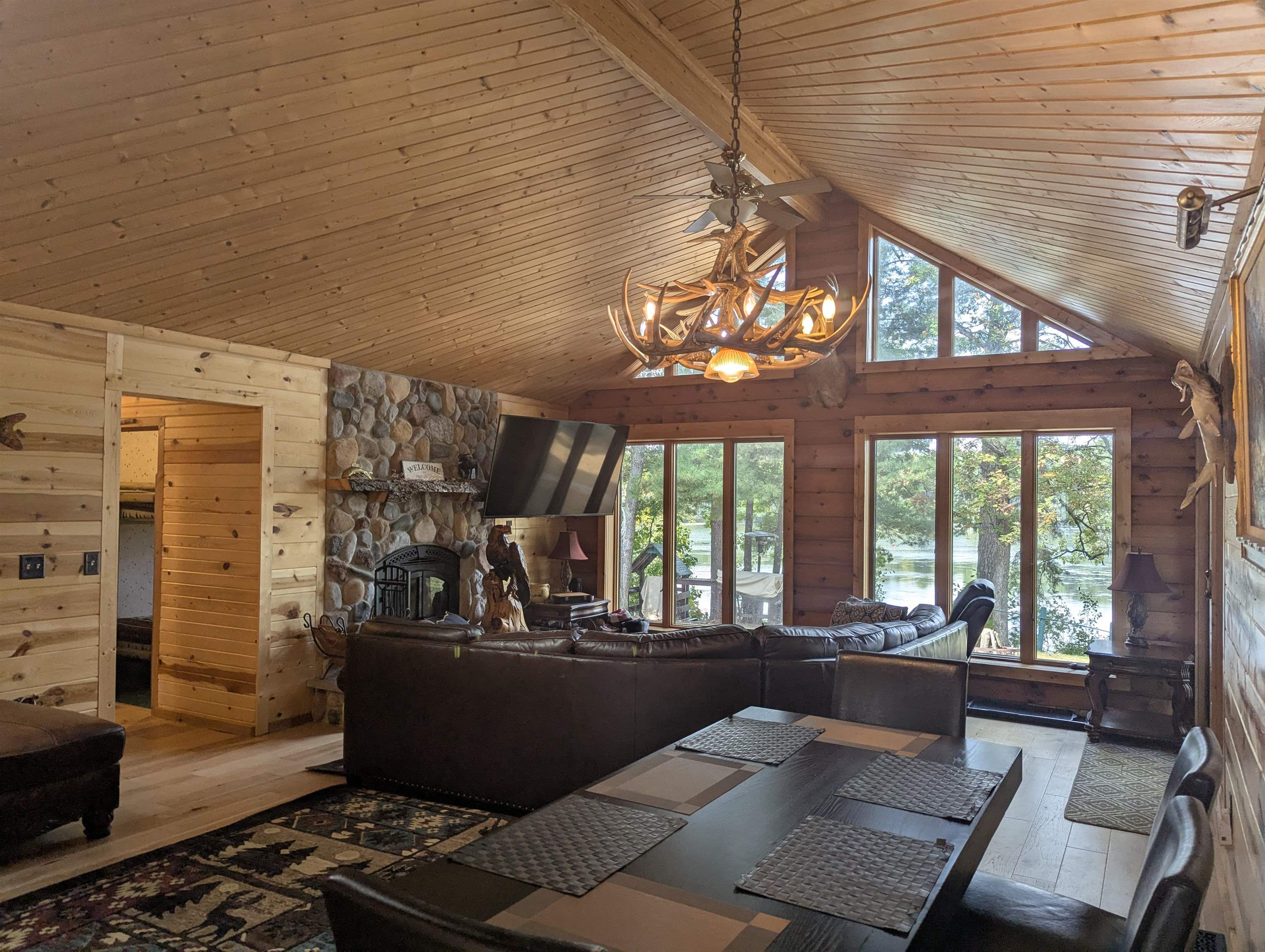 Friendship, Wisconsin, 53934, United States, 4 Bedrooms Bedrooms, ,2 BathroomsBathrooms,Residential,For Sale,1976127