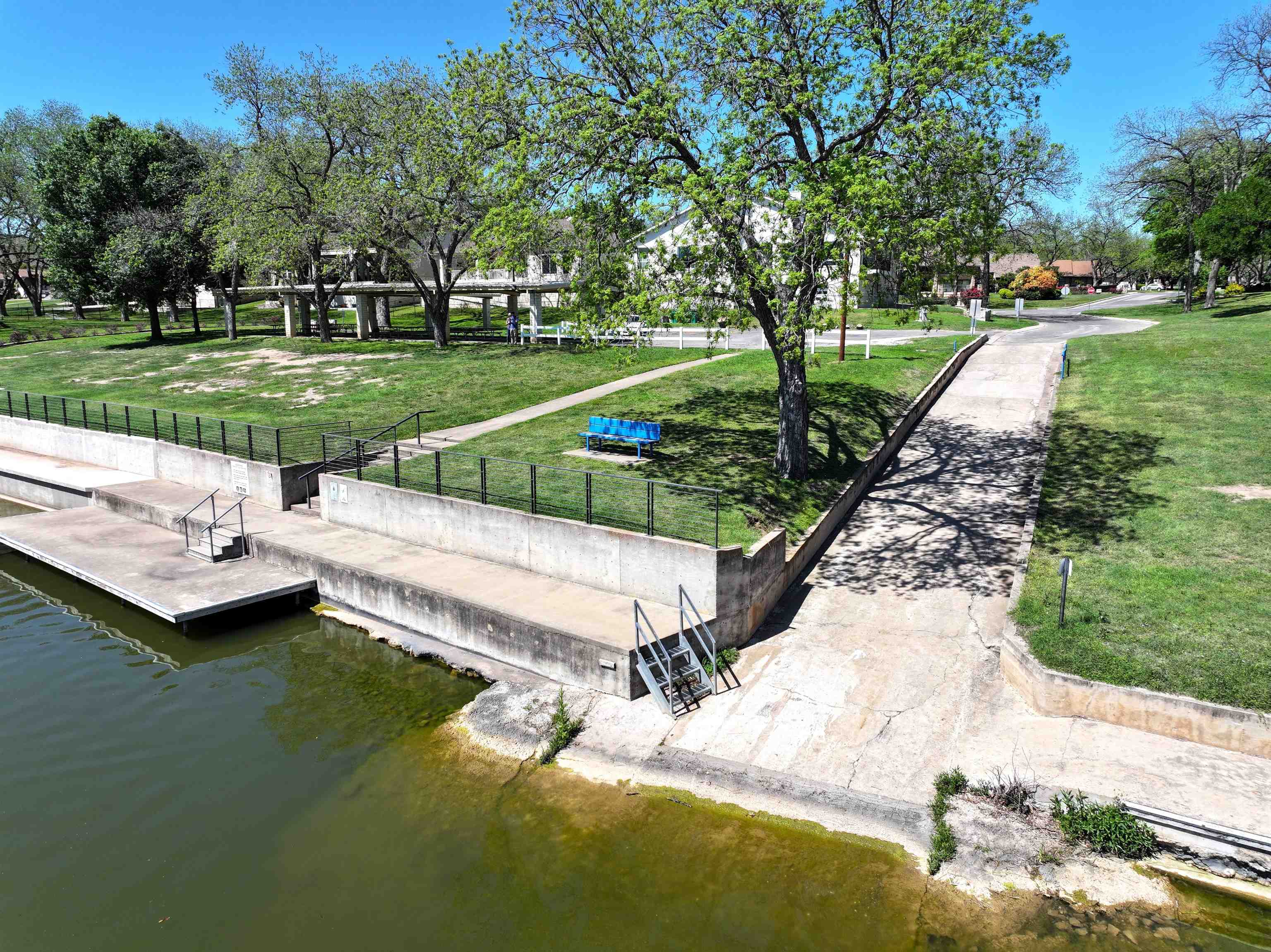 Meadowlakes, Texas, 78654, United States, 5 Bedrooms Bedrooms, ,4 BathroomsBathrooms,Residential,For Sale,1796370
