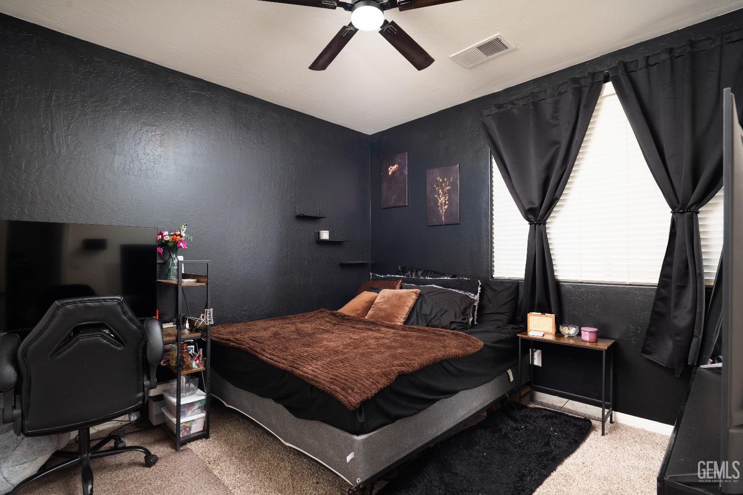 Bakersfield, California, 93311, United States, 5 Bedrooms Bedrooms, ,3 BathroomsBathrooms,Residential,For Sale,1933198