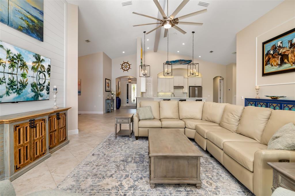 Bradenton, Florida, 34212, United States, 4 Bedrooms Bedrooms, ,3 BathroomsBathrooms,Residential,For Sale,2003247