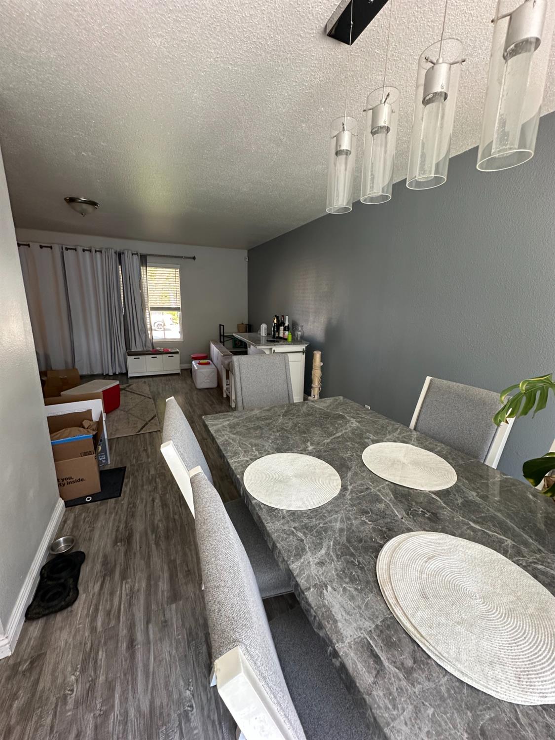Sacramento, California, 95826, United States, 4 Bedrooms Bedrooms, ,3 BathroomsBathrooms,Residential,For Sale,1898799