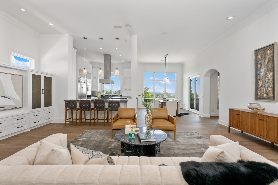 Austin, Texas, 78746, United States, 4 Bedrooms Bedrooms, ,6 BathroomsBathrooms,Residential,For Sale,1838142