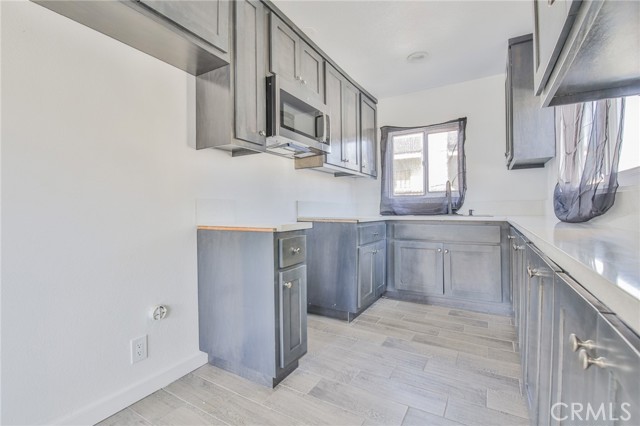 Los Angeles, California, 90003, United States, 3 Bedrooms Bedrooms, ,1 BathroomBathrooms,Residential,For Sale,2008197