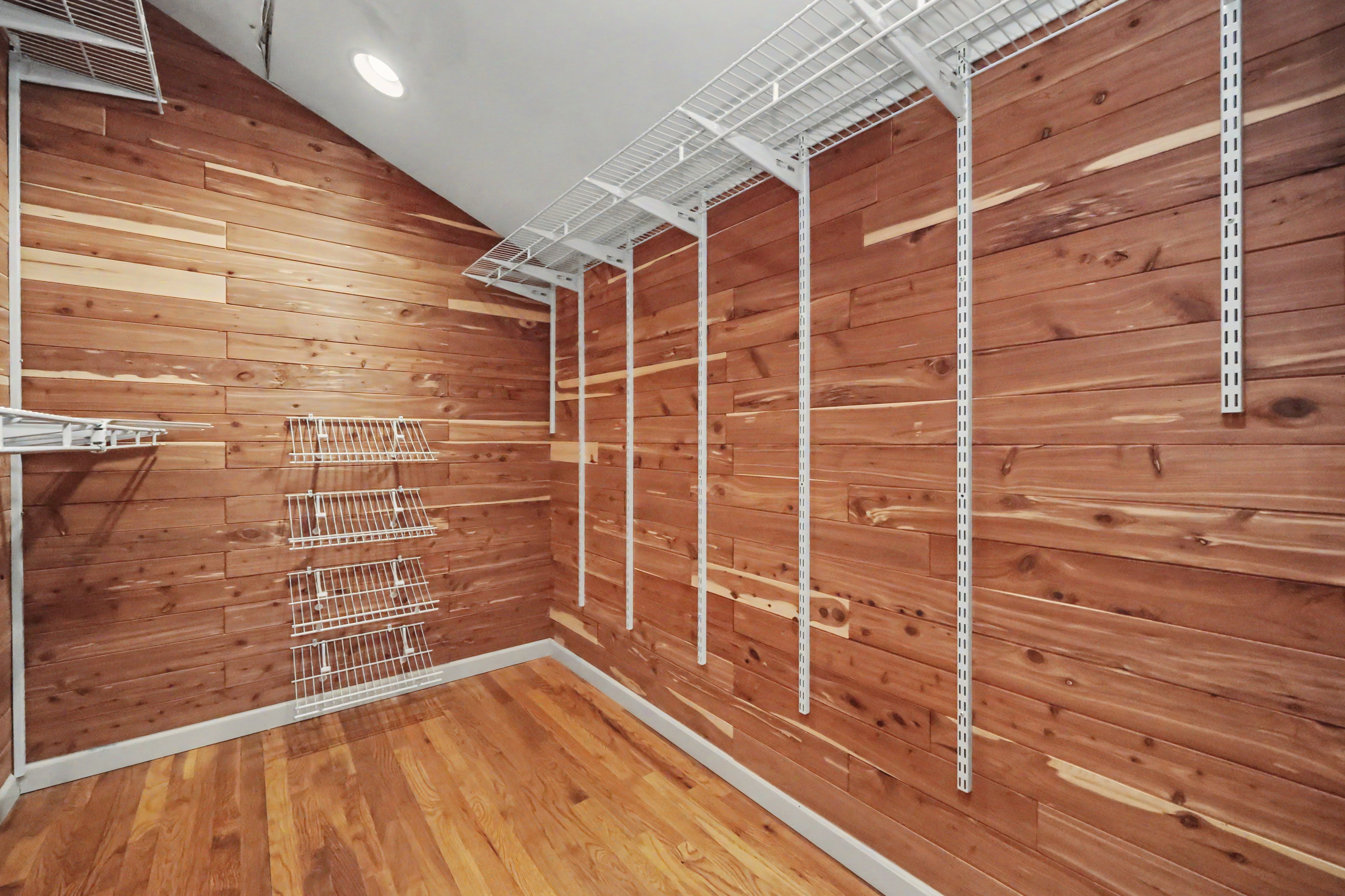  Spacious 4 Bedroom in CT - 物件實景