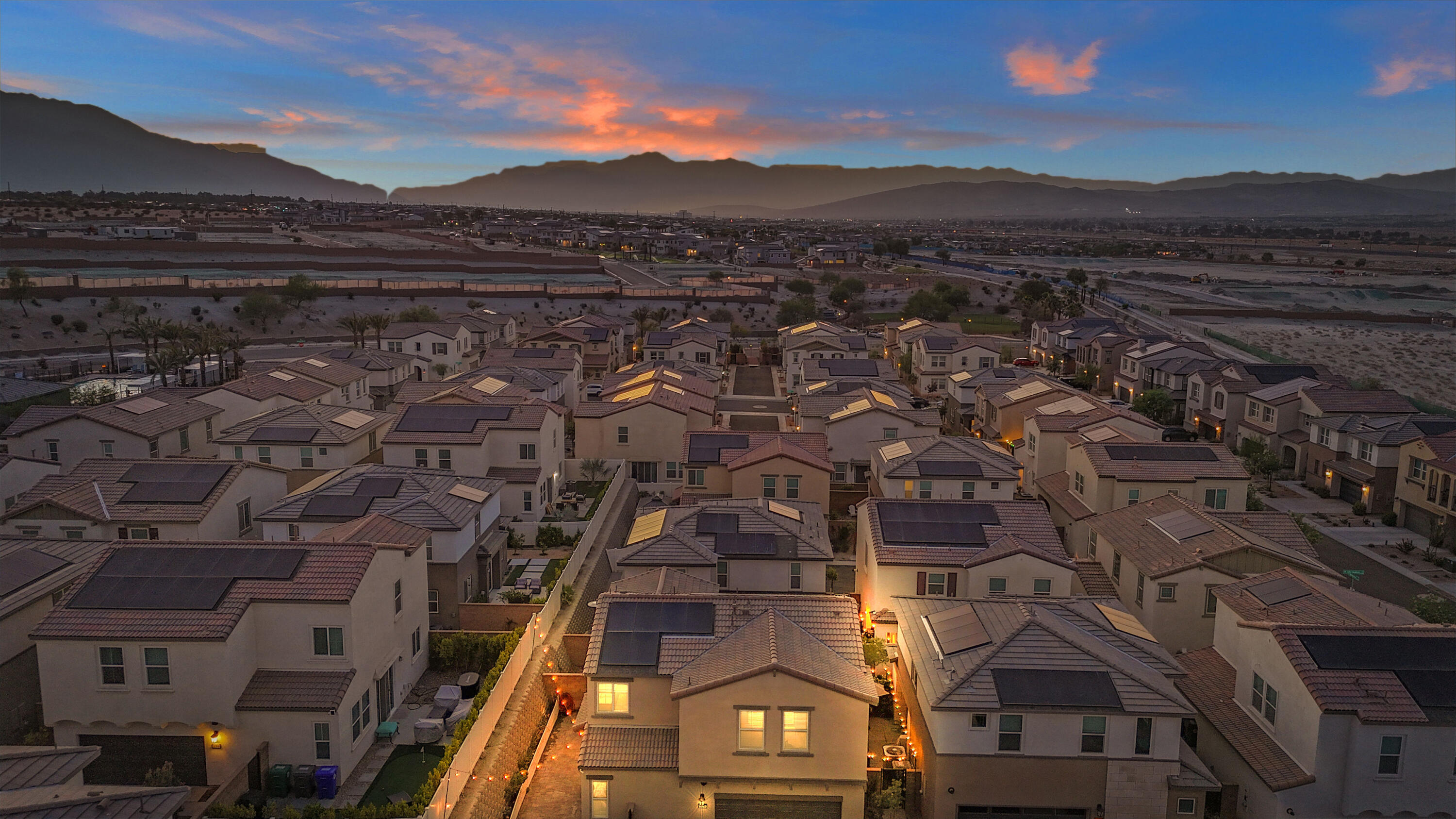 Palm Desert, California, 92211, United States, 4 Bedrooms Bedrooms, ,3 BathroomsBathrooms,Residential,For Sale,1898830