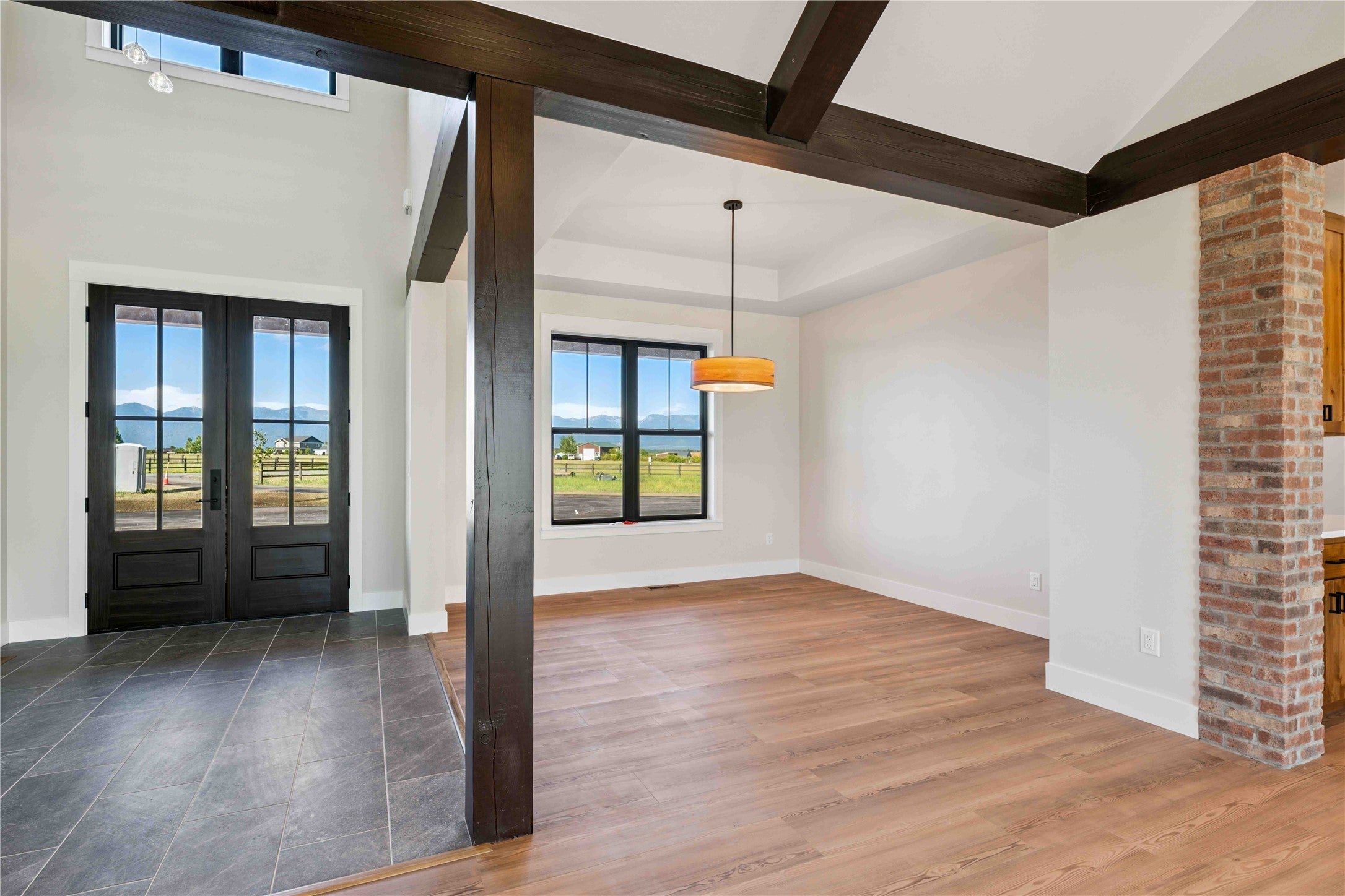 Kalispell, Montana, 59901, United States, 4 Bedrooms Bedrooms, ,4 BathroomsBathrooms,Residential,For Sale,1907313