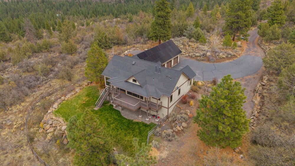 Klamath Falls, Oregon, 97601, United States, 4 Bedrooms Bedrooms, ,3 BathroomsBathrooms,Residential,For Sale,1987766