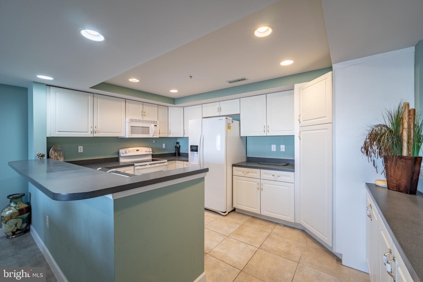 Ocean City, Maryland, 21842, United States, 3 Bedrooms Bedrooms, ,4 BathroomsBathrooms,Residential,For Sale,1686931