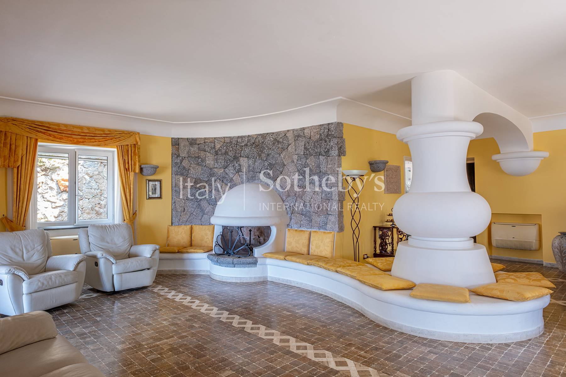  Charming seafront villa in Punta Caruso - 物件實景