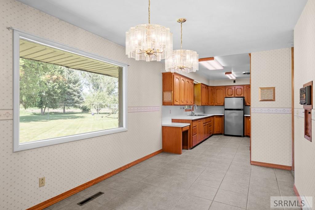 SHELLEY, Idaho, 83274, United States, 4 Bedrooms Bedrooms, ,3 BathroomsBathrooms,Residential,For Sale,1976532