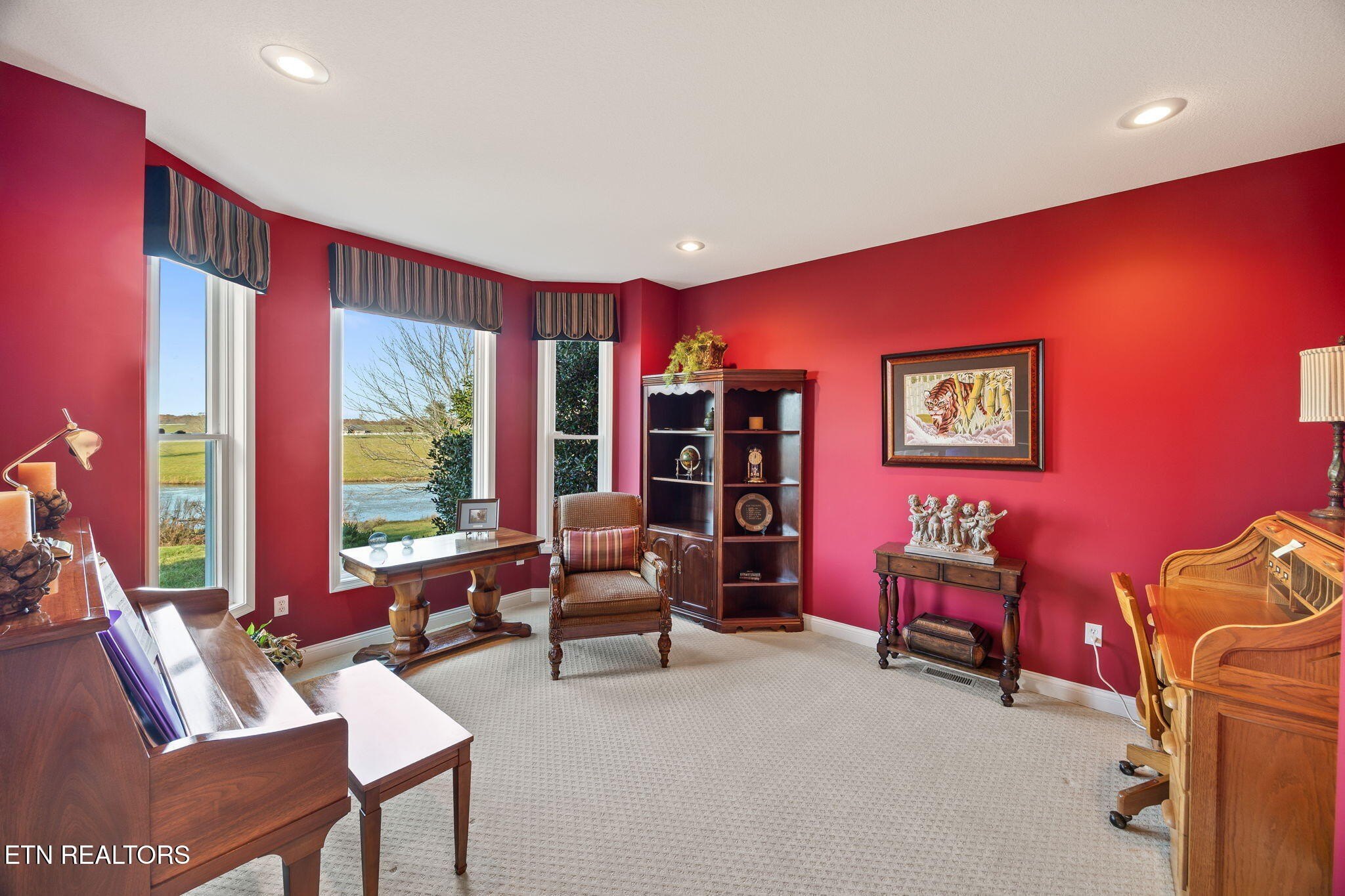 Deer Lodge, Tennessee, 37726, United States, 3 Bedrooms Bedrooms, ,4 BathroomsBathrooms,Residential,For Sale,1996492