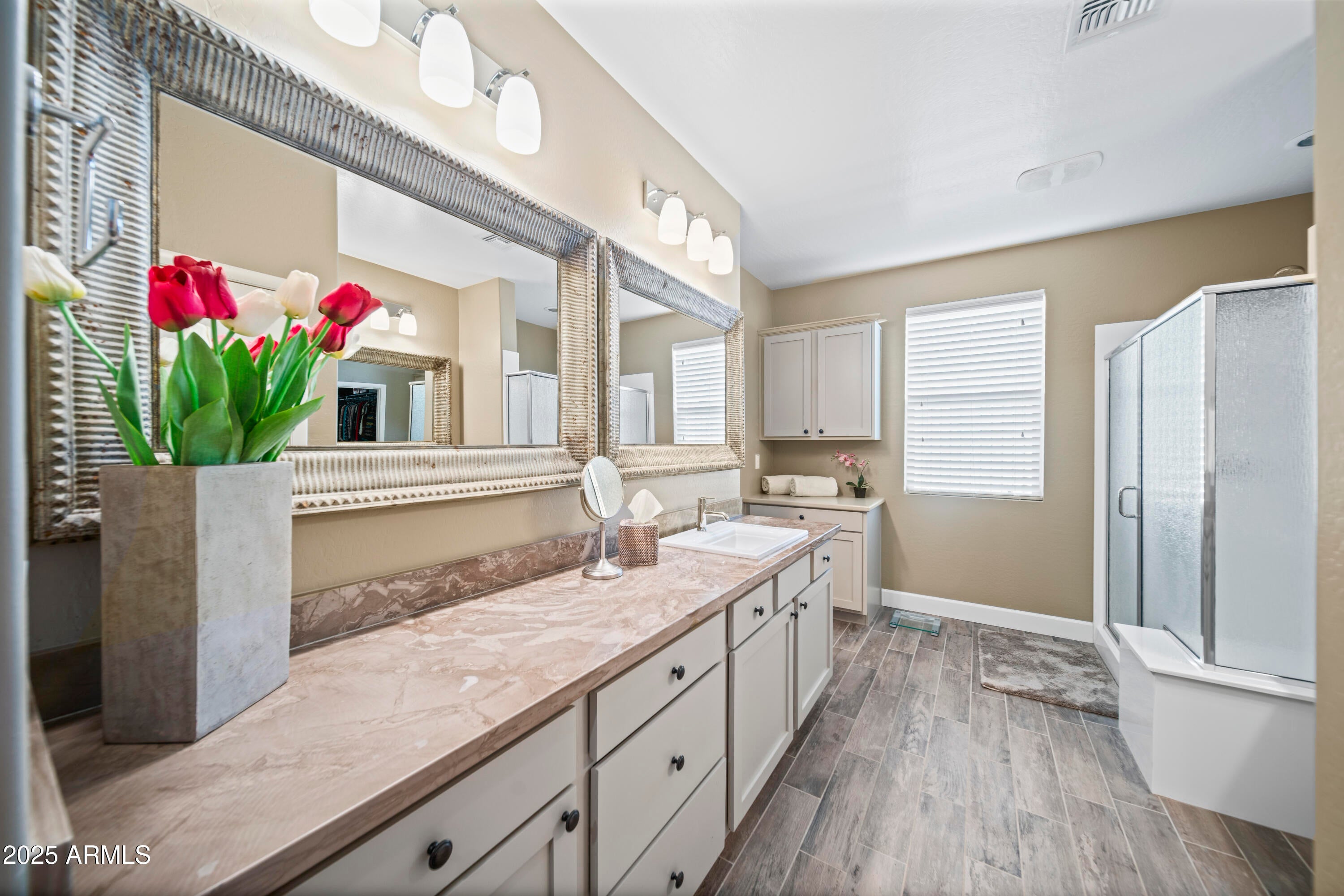 Wickenburg, Arizona, 85390, United States, 2 Bedrooms Bedrooms, ,2 BathroomsBathrooms,Residential,For Sale,1929146