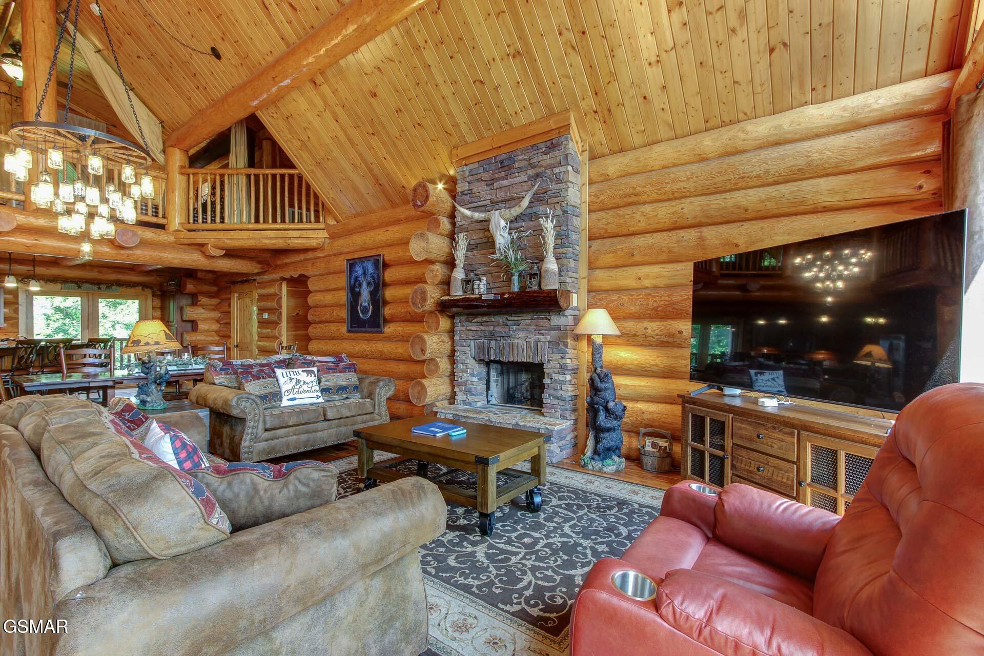 Sevierville, Tennessee, 37876, United States, 3 Bedrooms Bedrooms, ,5 BathroomsBathrooms,Residential,For Sale,1976203