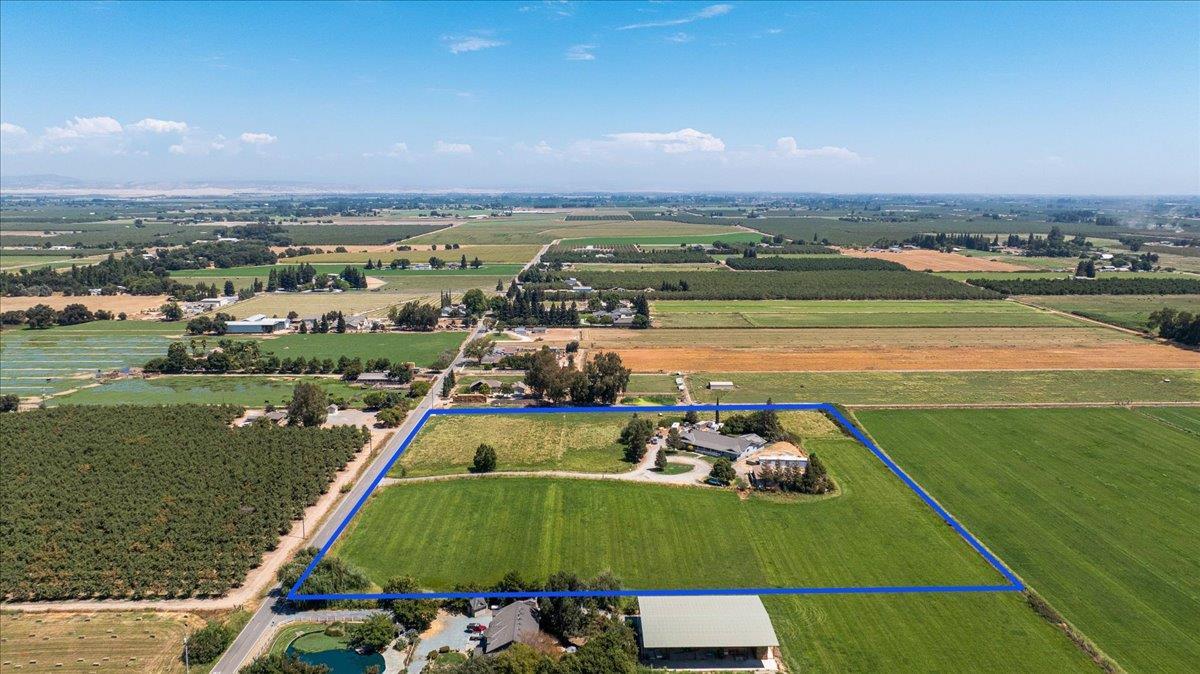 Escalon, California, 95320, United States, 6 Bedrooms Bedrooms, ,3 BathroomsBathrooms,Residential,For Sale,1977867