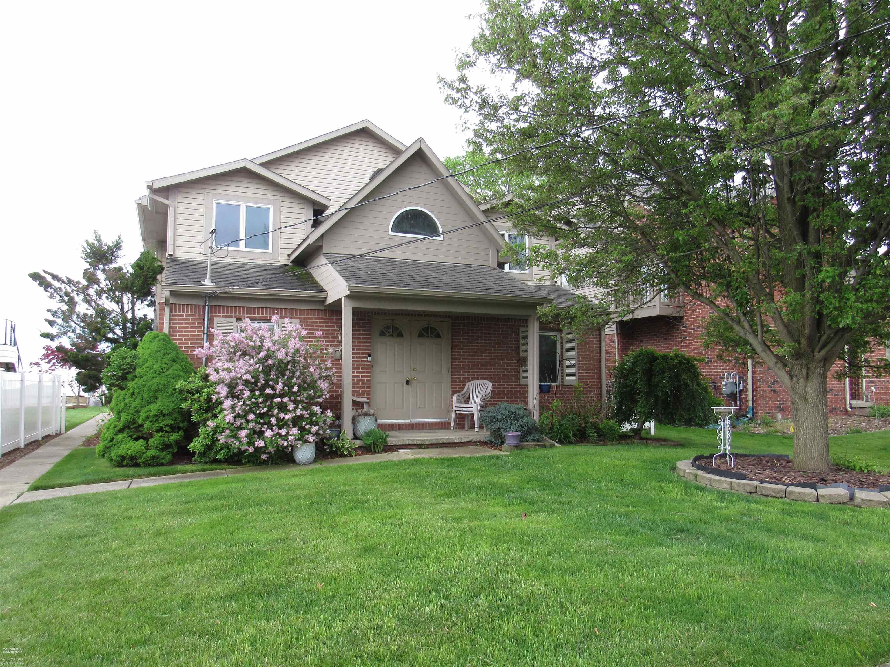 35610 Jeffers Court, Harrison Twp, Michigan, 48045, United States, 4 Bedrooms Bedrooms, ,3 BathroomsBathrooms,Residential,For Sale,35610 Jeffers Court,1478944