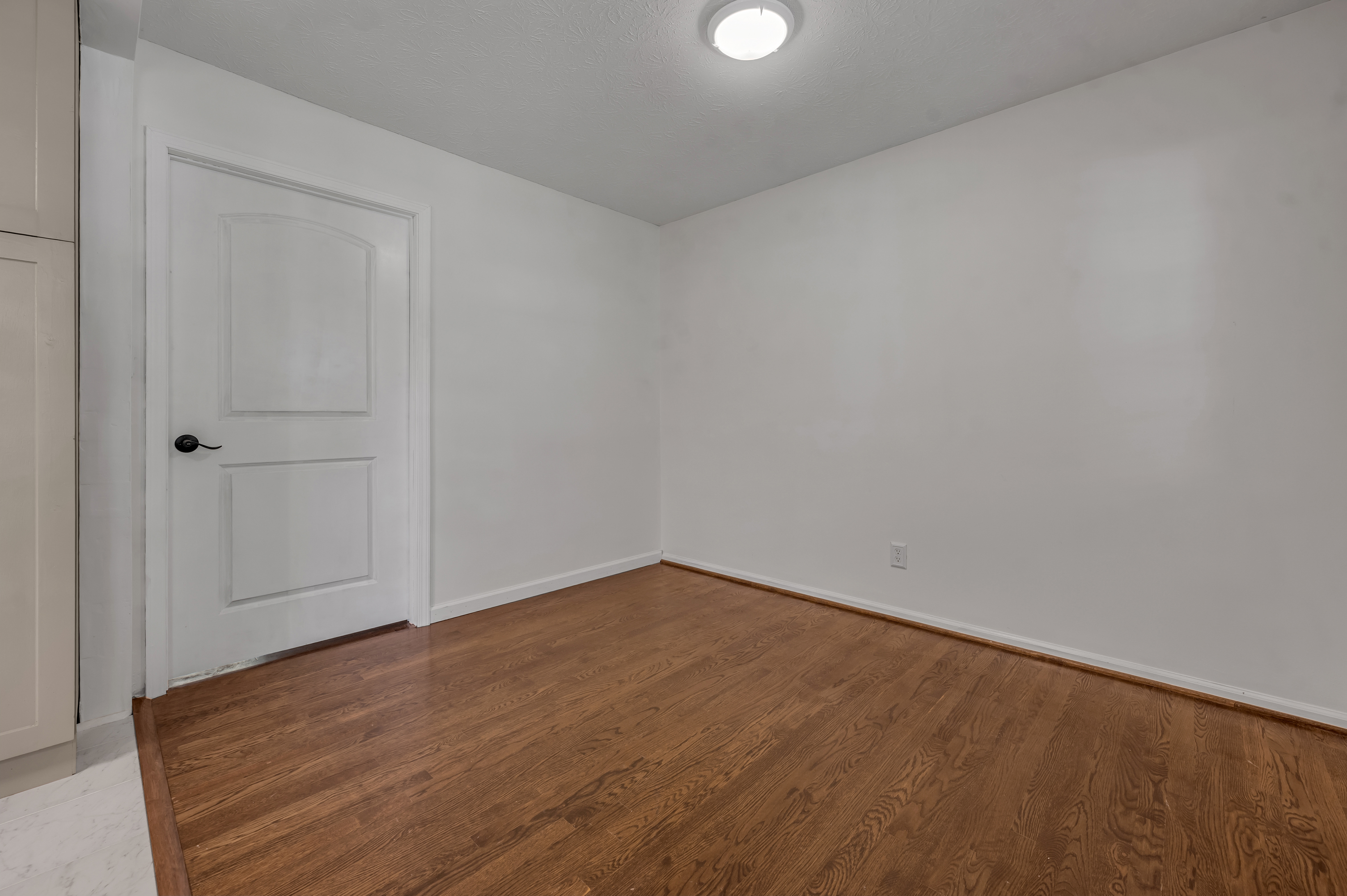  568 Merrimac Drive - 物件實景