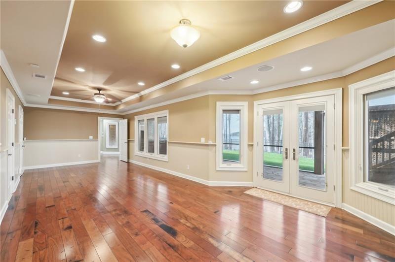 Buford, Georgia, 30518, United States, 6 Bedrooms Bedrooms, ,5 BathroomsBathrooms,Residential,For Sale,1976033