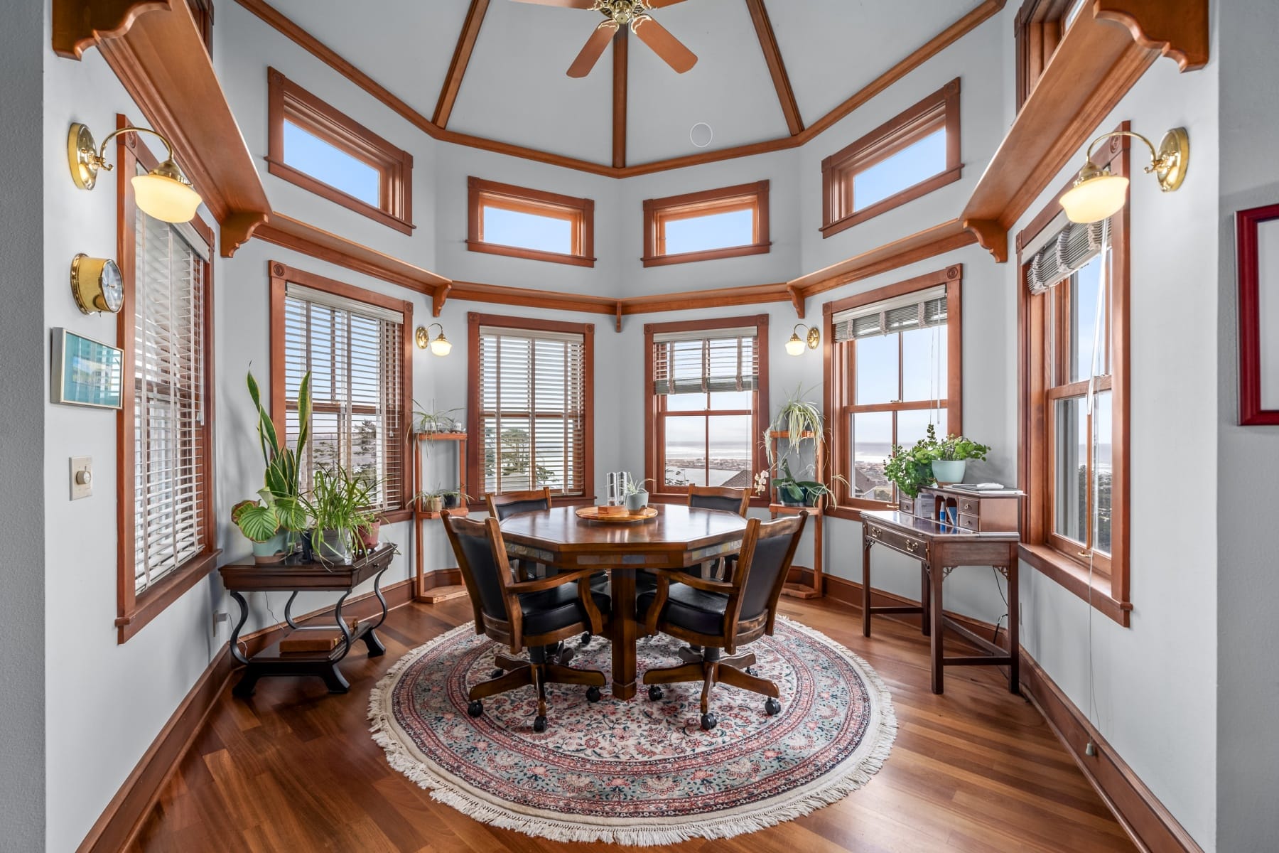  930 NW HIGHLAND DR Waldport, OR 97394 - 物件實景