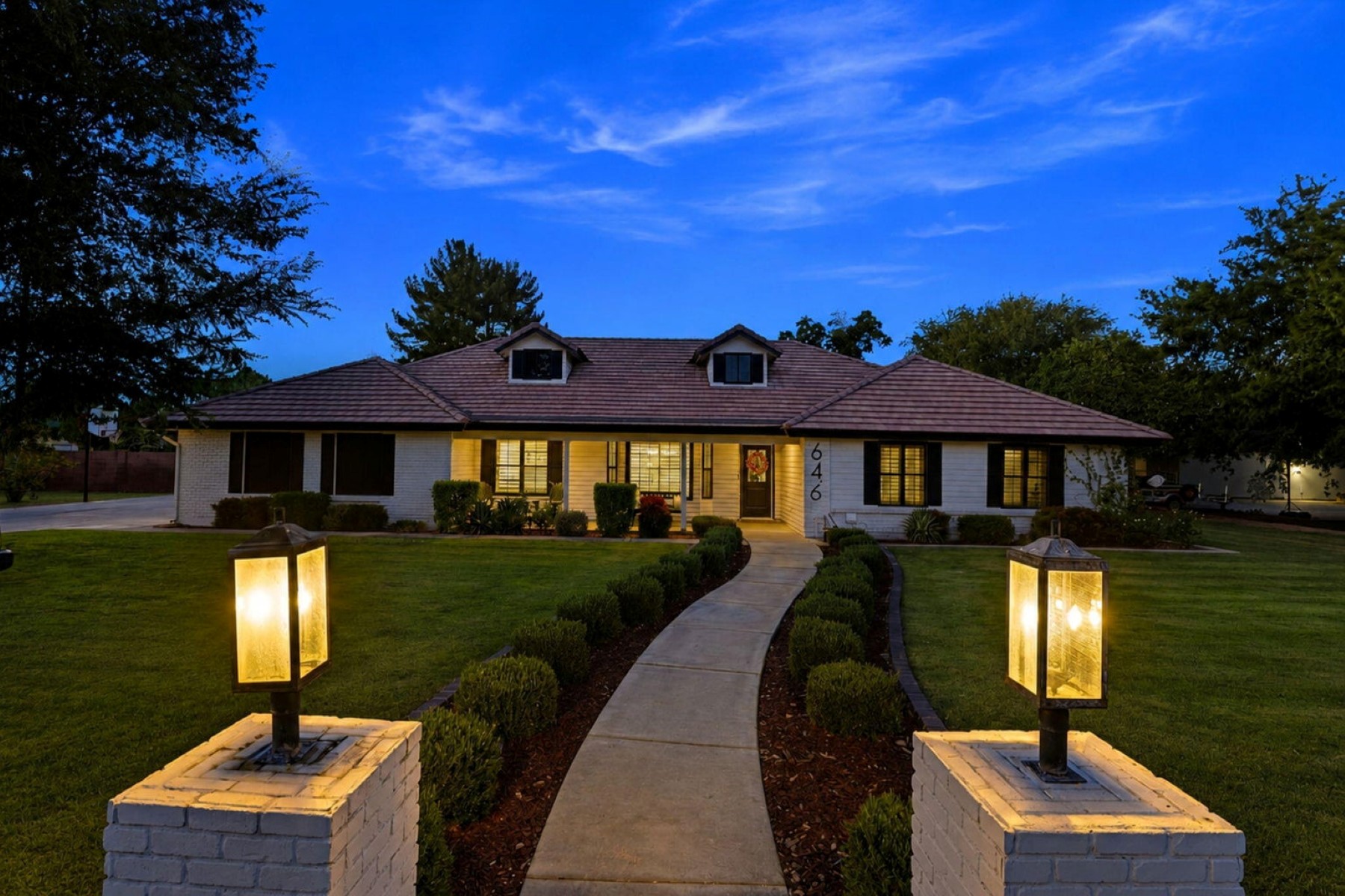  646 E Leah Lane¦Gilbert, AZ - 物件實景
