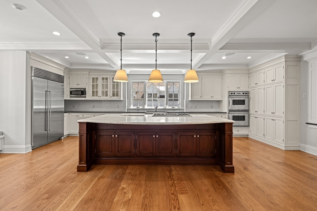 Wellesley, Massachusetts, 02481, United States, 6 Bedrooms Bedrooms, ,11 BathroomsBathrooms,Residential,For Sale,1941587
