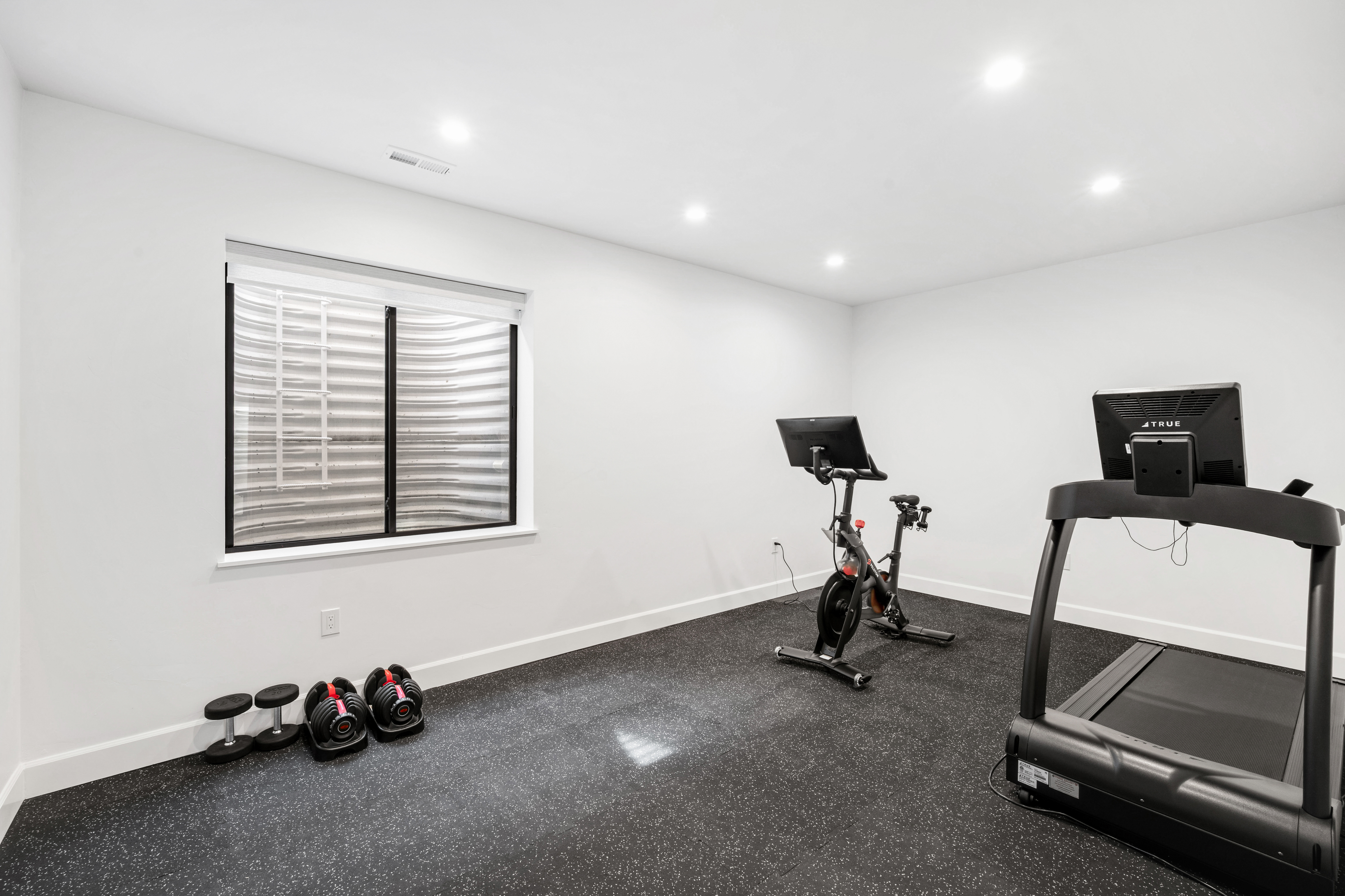  2697 S Clayton Street, Denver, CO, 80210 - 物件實景