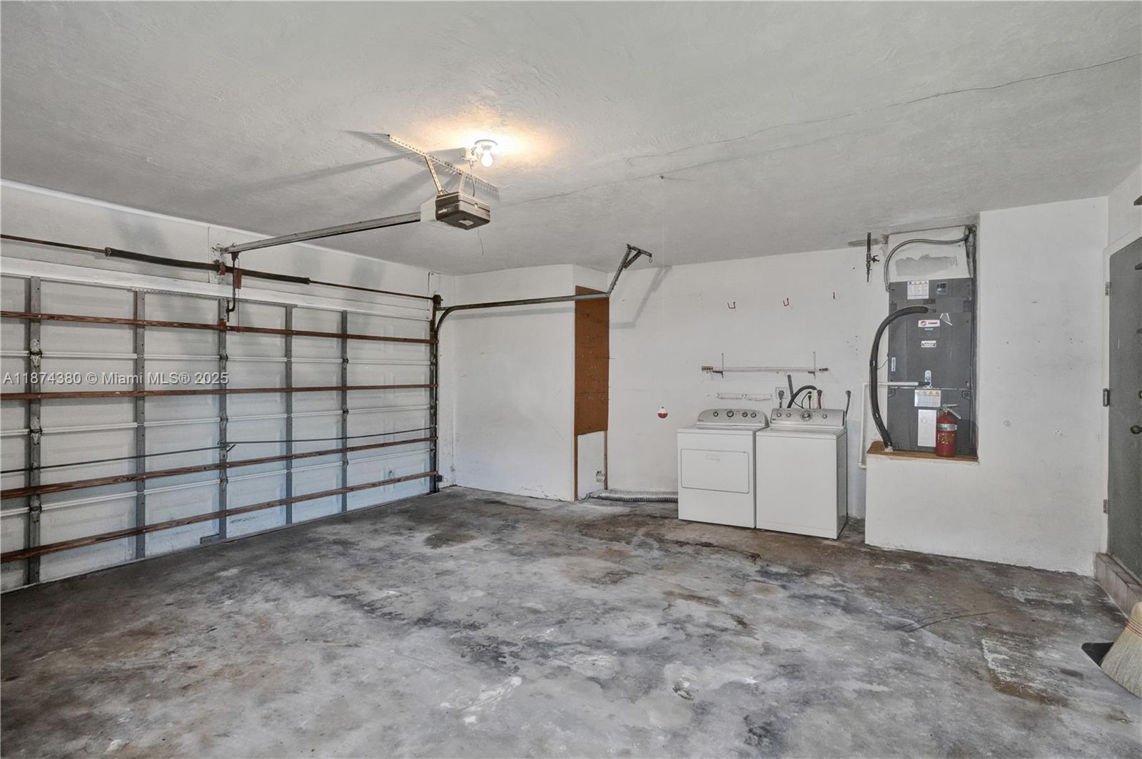 Cutler Bay, Florida, 33189, United States, 3 Bedrooms Bedrooms, ,2 BathroomsBathrooms,Residential,For Sale,1941655