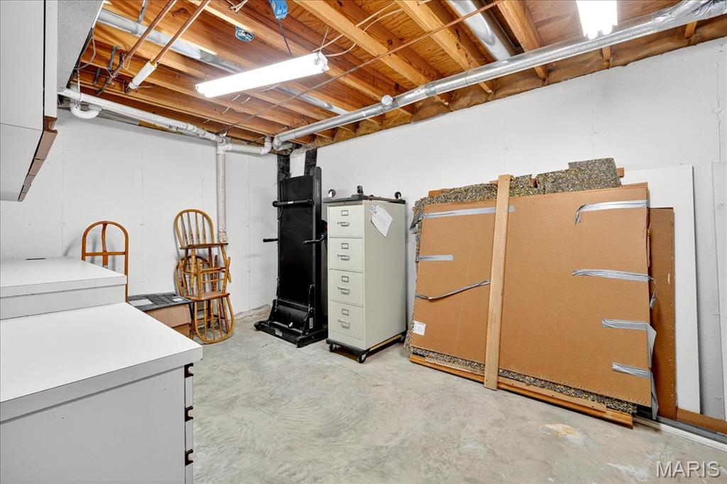 Marthasville, Missouri, 63357, United States, 4 Bedrooms Bedrooms, ,3 BathroomsBathrooms,Residential,For Sale,1973136