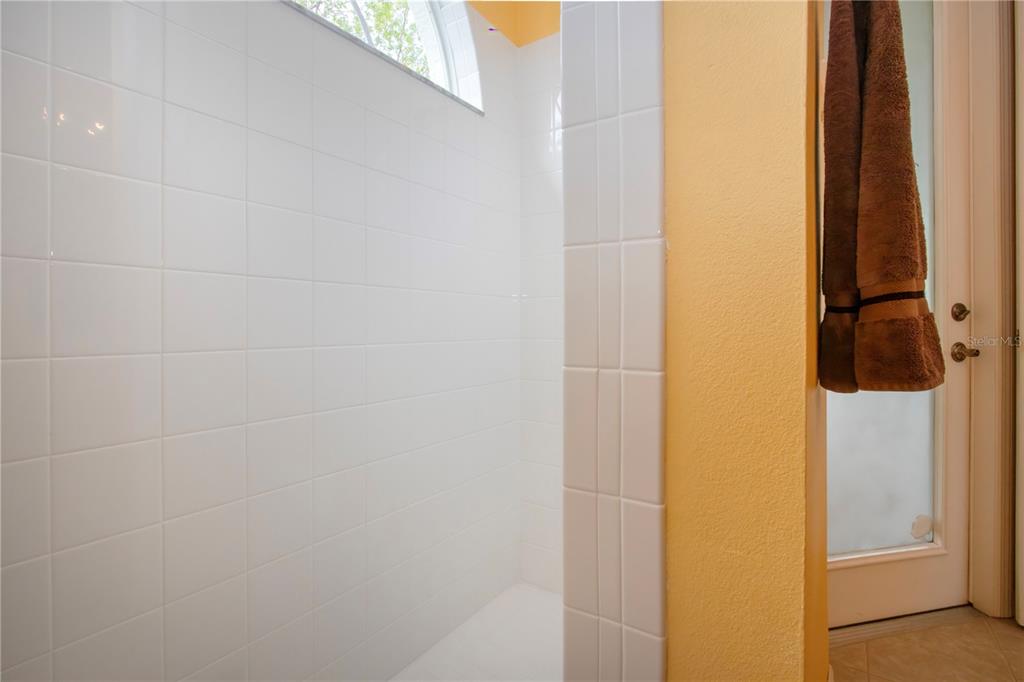 Ellenton, Florida, 34222, United States, 4 Bedrooms Bedrooms, ,3 BathroomsBathrooms,Residential,For Sale,1988008