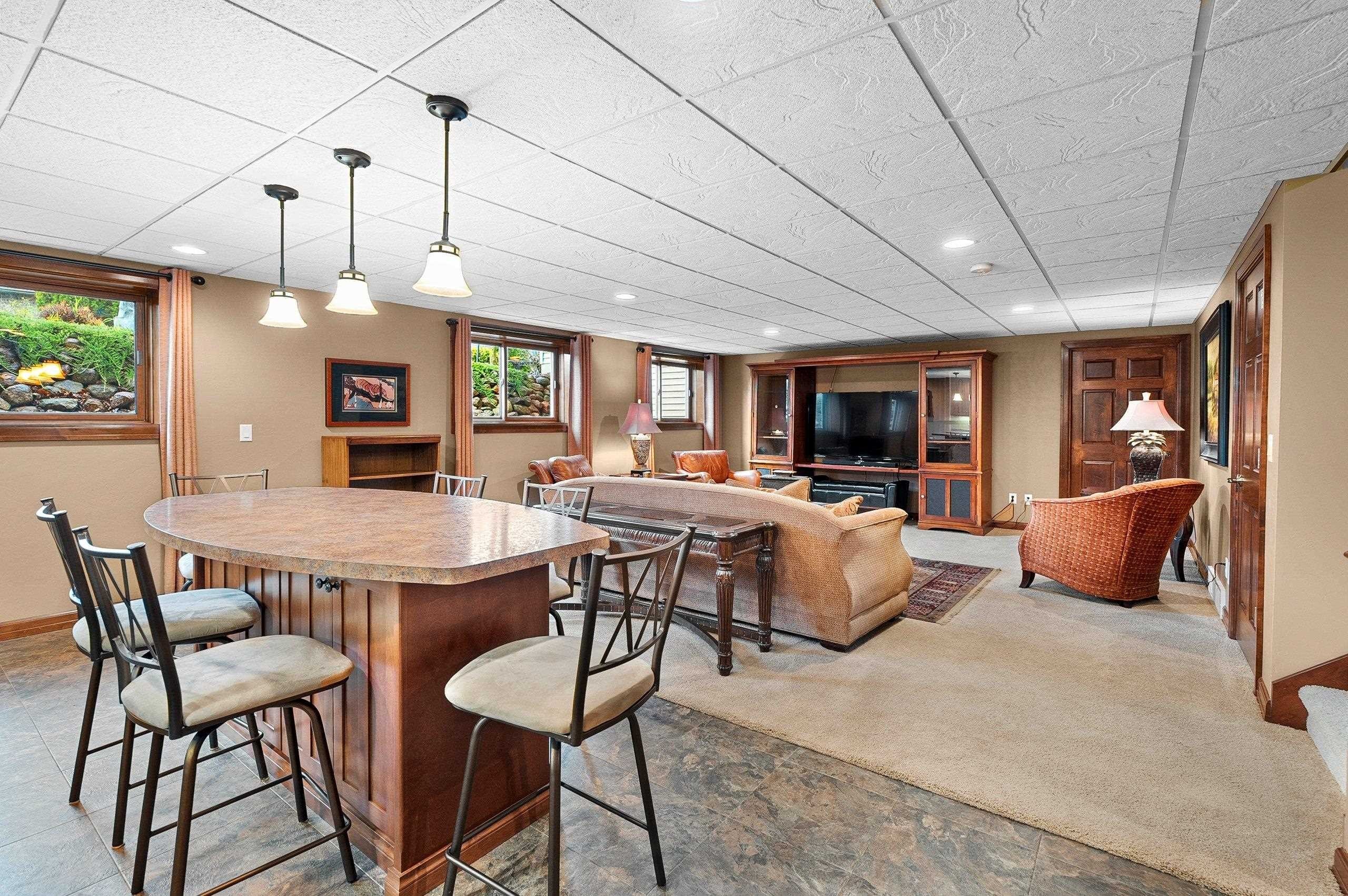 DE PERE, Wisconsin, 54115, United States, 3 Bedrooms Bedrooms, ,4 BathroomsBathrooms,Residential,For Sale,2048400