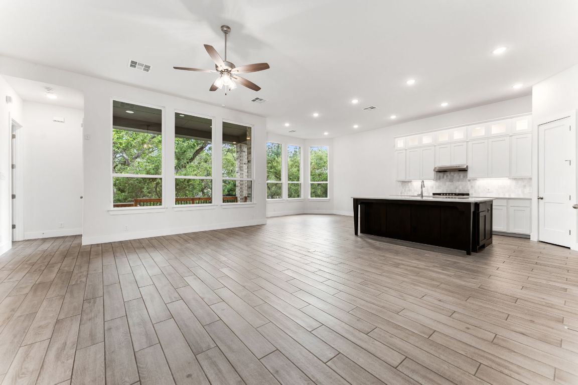 Bulverde, Texas, 78163, United States, 4 Bedrooms Bedrooms, ,4 BathroomsBathrooms,Residential,For Sale,1875075